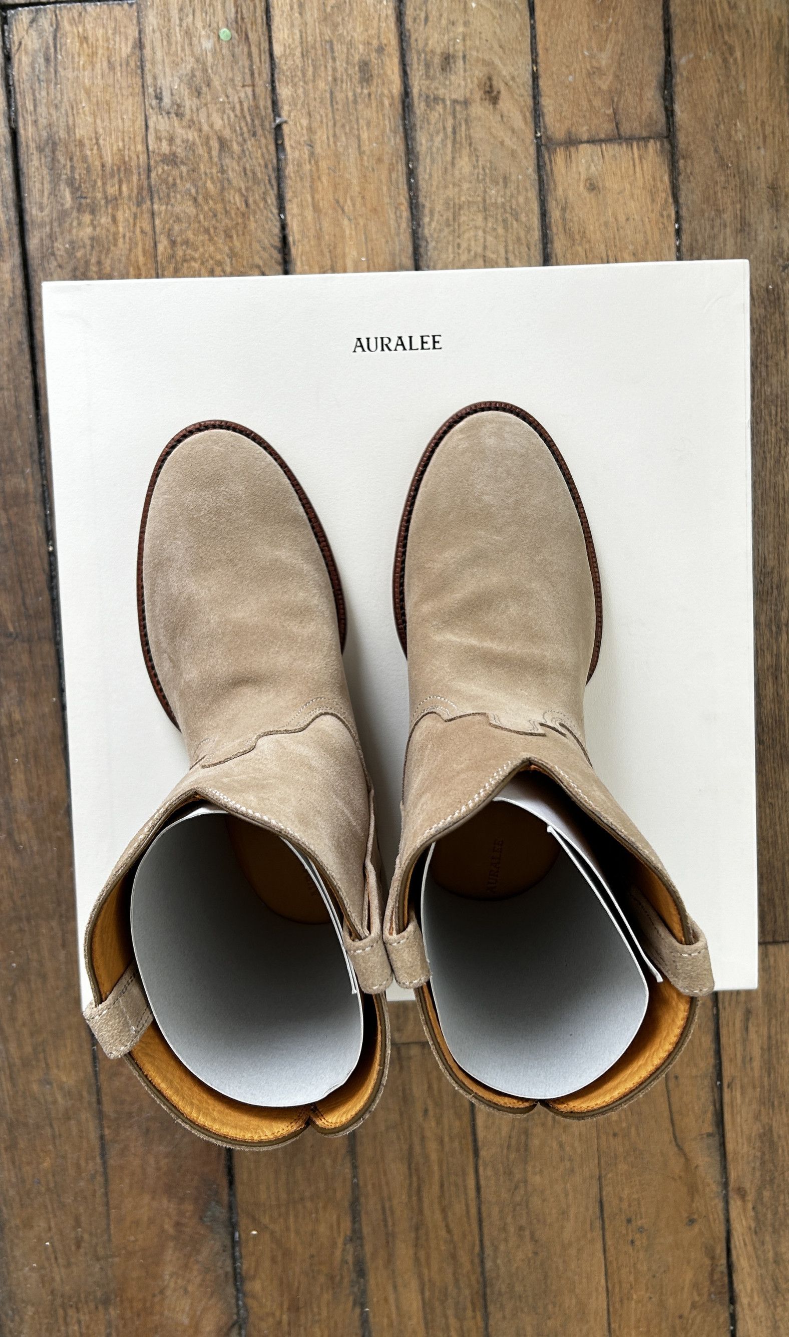 Auralee aa . BNWB . M8 . SUEDE LEATHER BOOTS . A22AS01QD . MIJ Size US 8 / EU 41 - 12 Thumbnail
