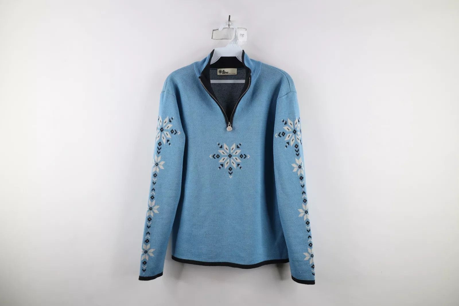 Vintage Vintage 90s Streetwear Wool Snowflake Knit Half Zip Sweater Size L / US 10 / IT 46 - 1 Thumbnail
