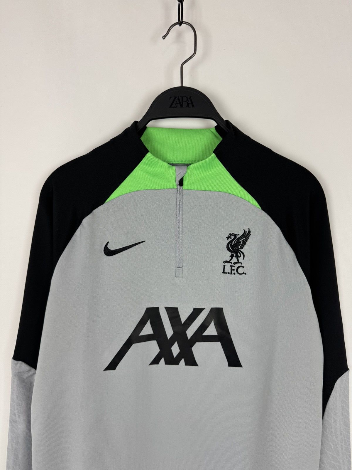 Nike 2023/24 Nike F.C. Liverpool Training L/S Top Size US S / EU 44-46 / 1 - 2 Thumbnail