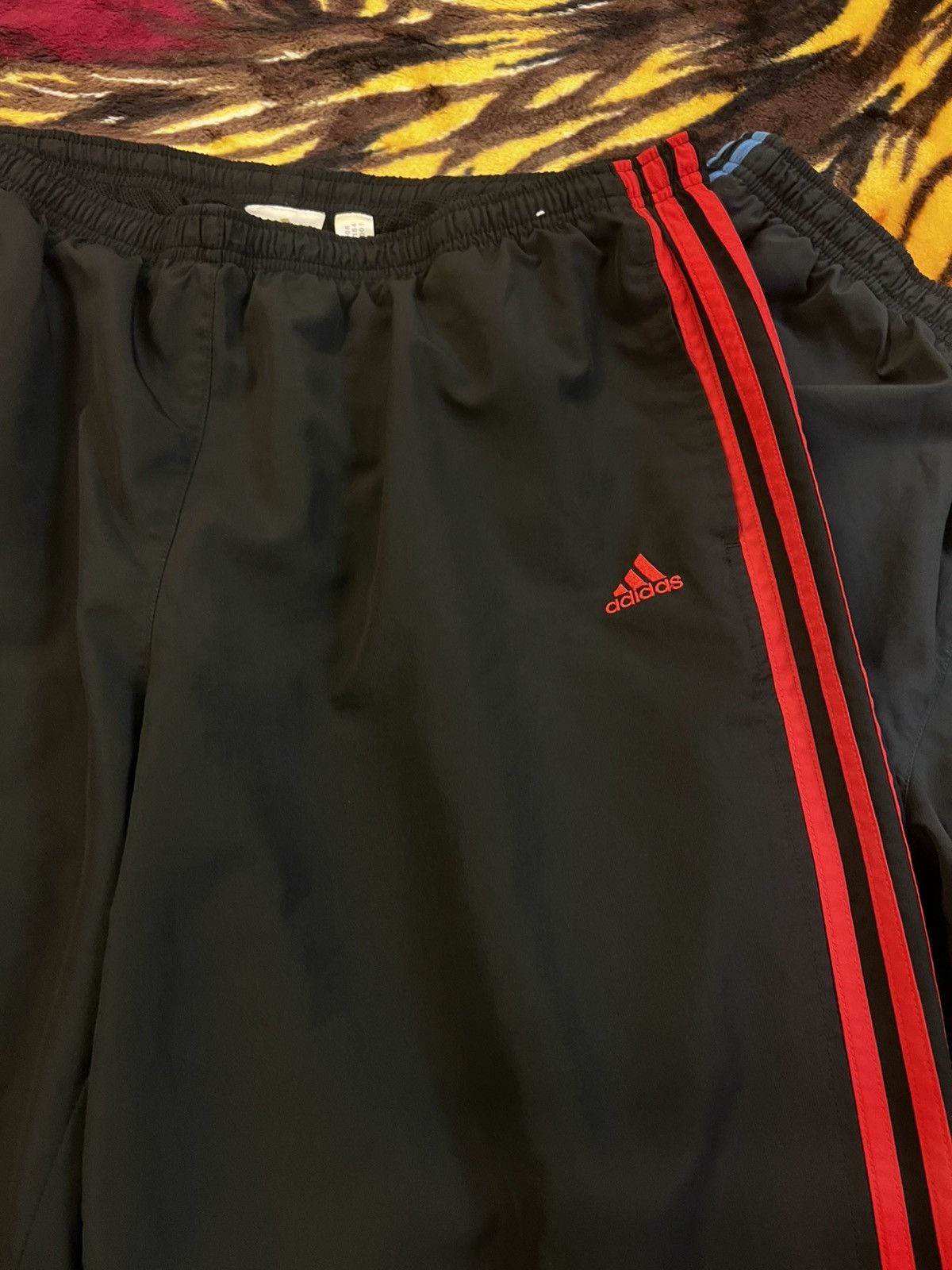 Adidas × Vintage Lot of 2 / 2000’s Adidas Red and Blue Track-pants Size US 36 / EU 52 - 4 Thumbnail
