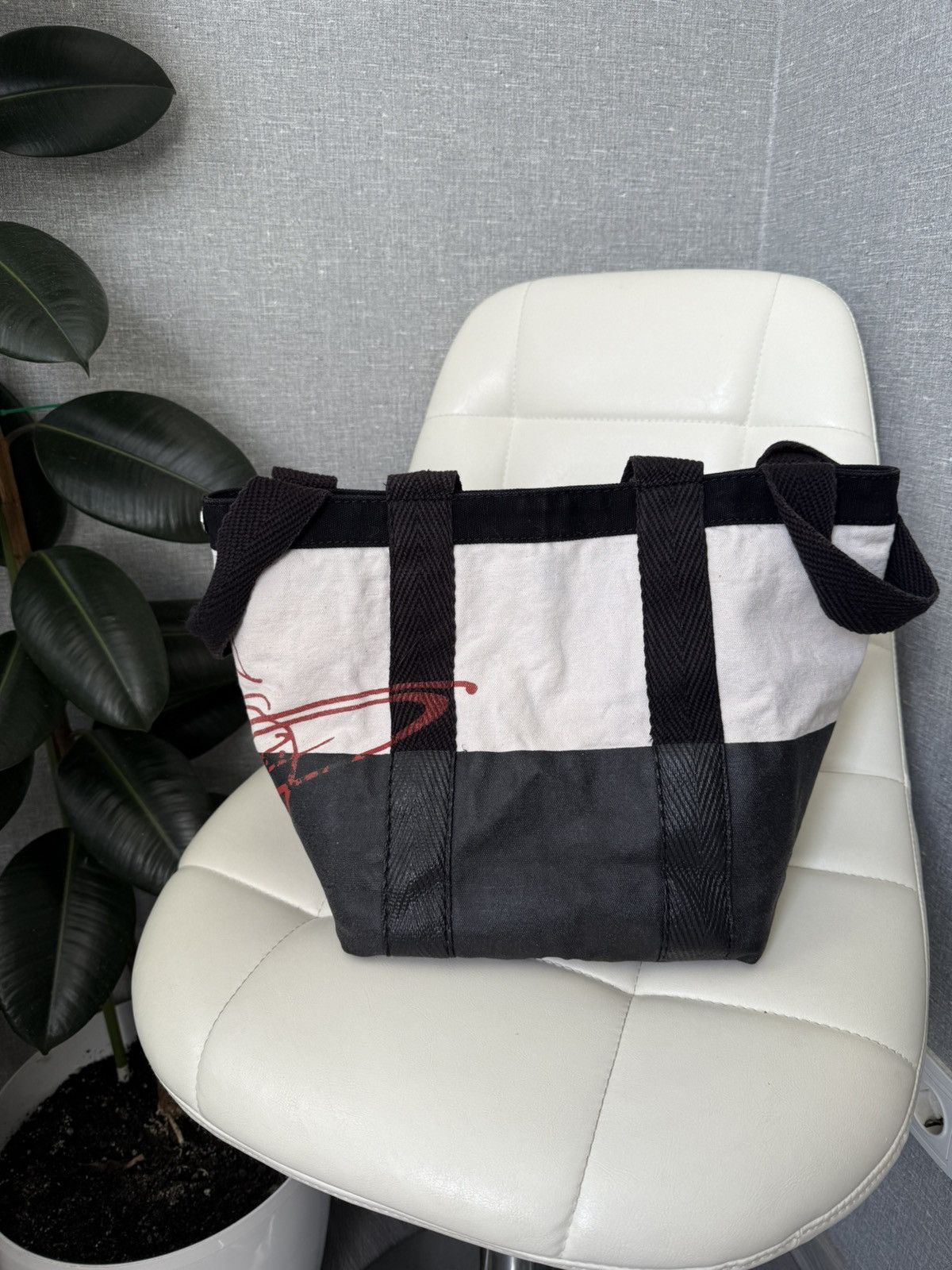 Vivienne Westwood Vivienne Westwood Women's Worker Small Runner Holdall Bag Size ONE SIZE - 13 Thumbnail