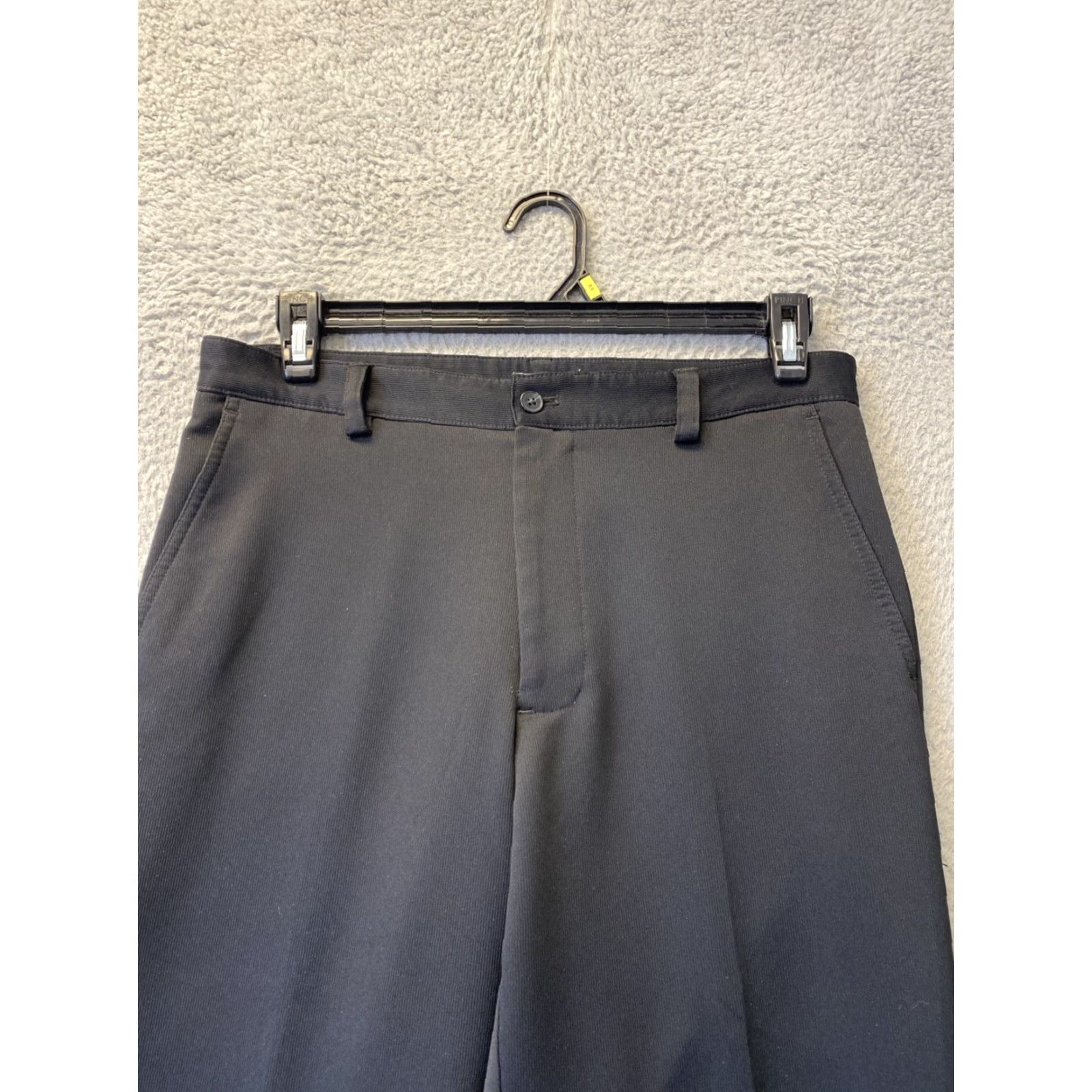 Izod IZOD Men's Golf Pants 32x30 Black Casual Lightweight Regular Straight Size US 32 / EU 48 - 2 Thumbnail