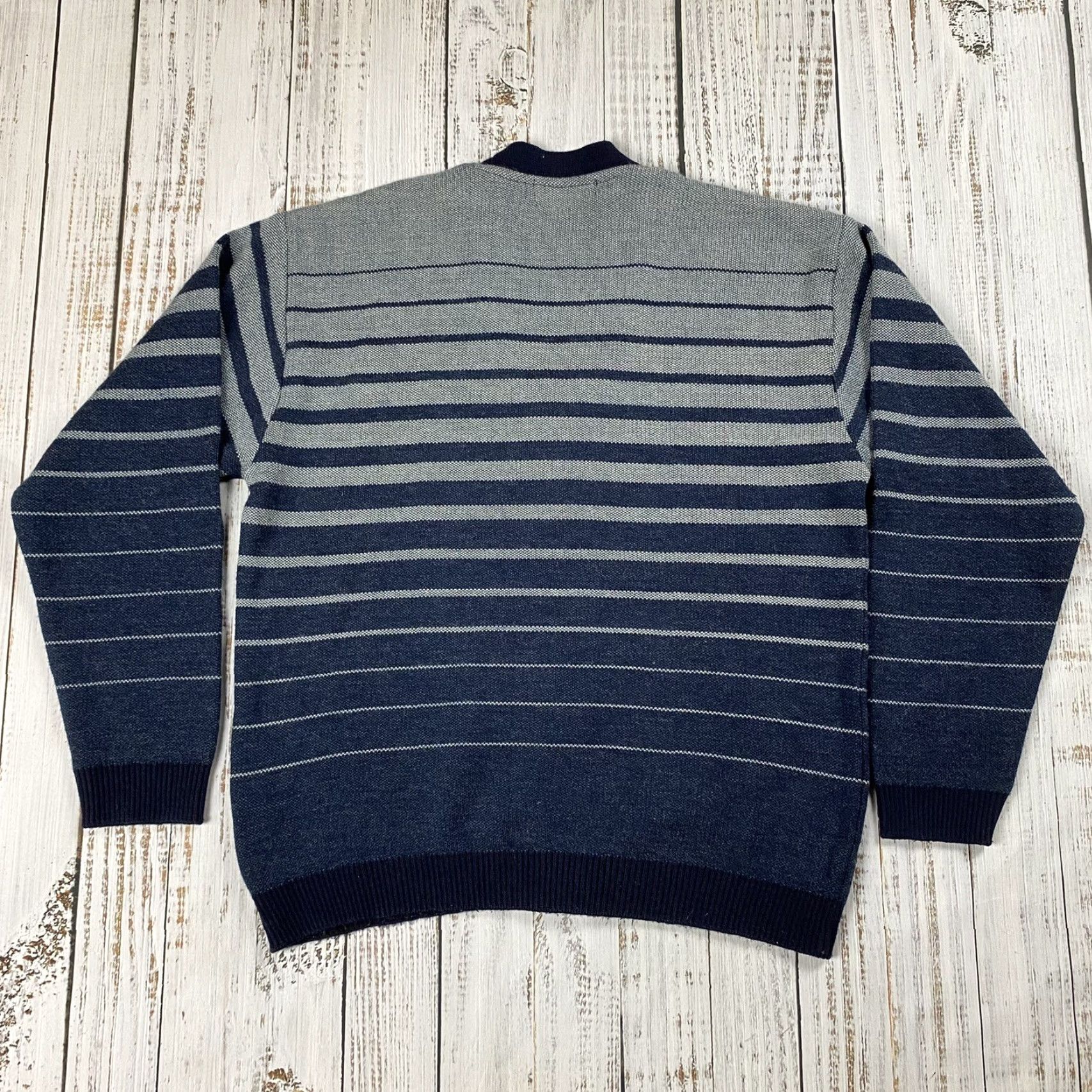 Vintage VINTAGE SIERRA LEONE CARDIGAN Sweater 90s Striped Wool Blend Button-Up Size 44 Navy Blue Mens Size US XXL / EU 58 / 5 - 5 Thumbnail