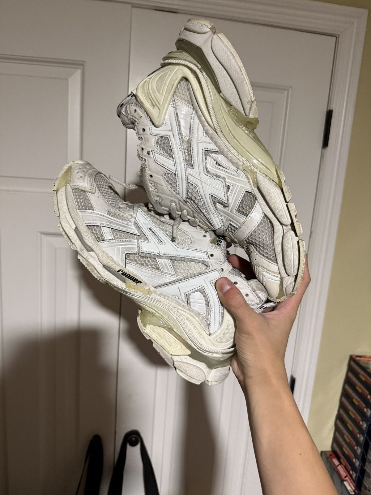 Balenciaga Balenciaga White/White “Runnr” Sneakers Size US 9 / EU 42 - 4 Thumbnail