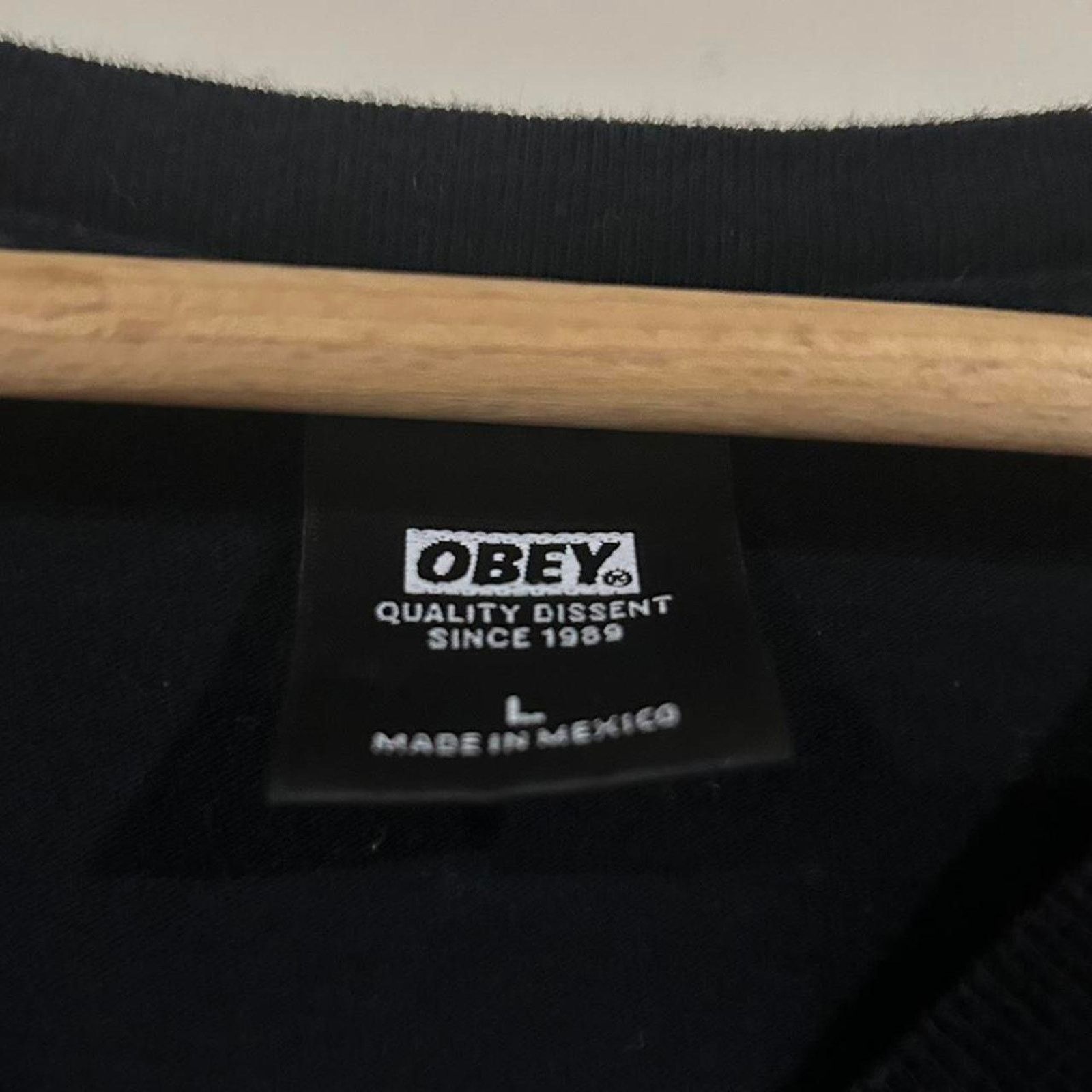 Obey Obey Men’s Long Sleeve Tee Shirt Size US L / EU 52-54 / 3 - 3 Thumbnail