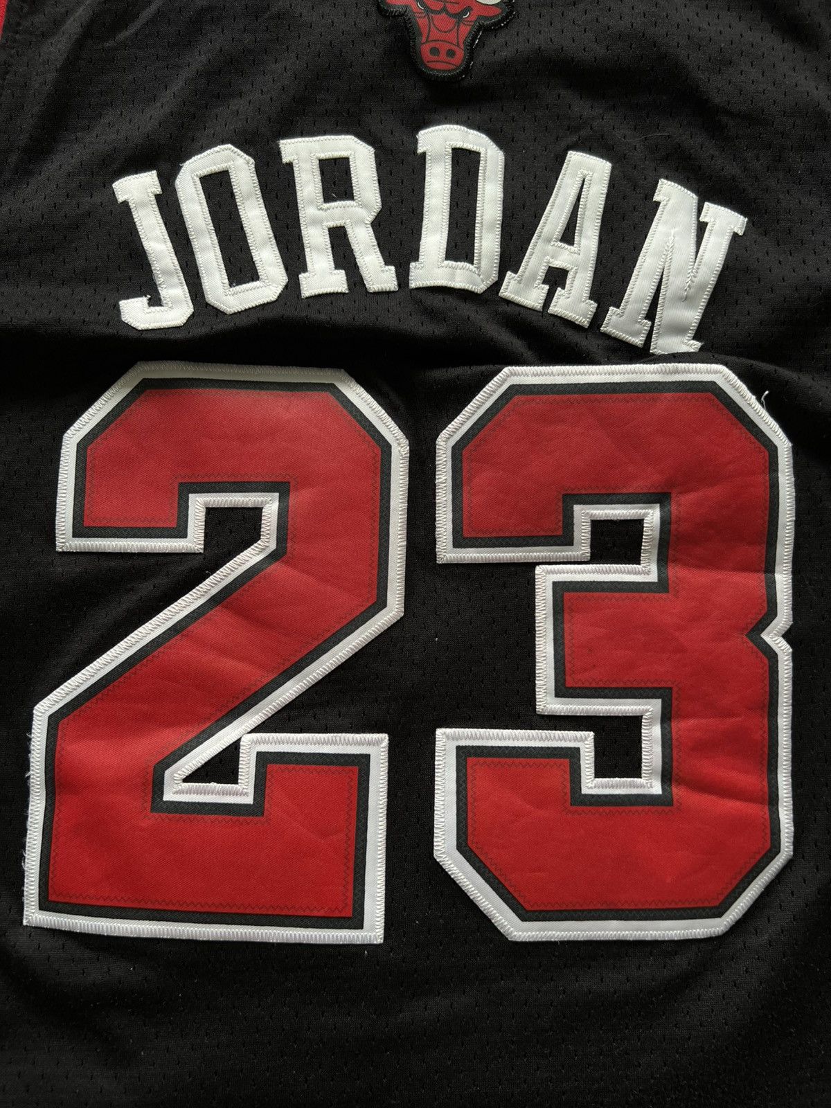NBA Vintage Nike Chicago Bulls Jersey #23 Jordan NBA Tank Top Size US M / EU 48-50 / 2 - 6 Thumbnail