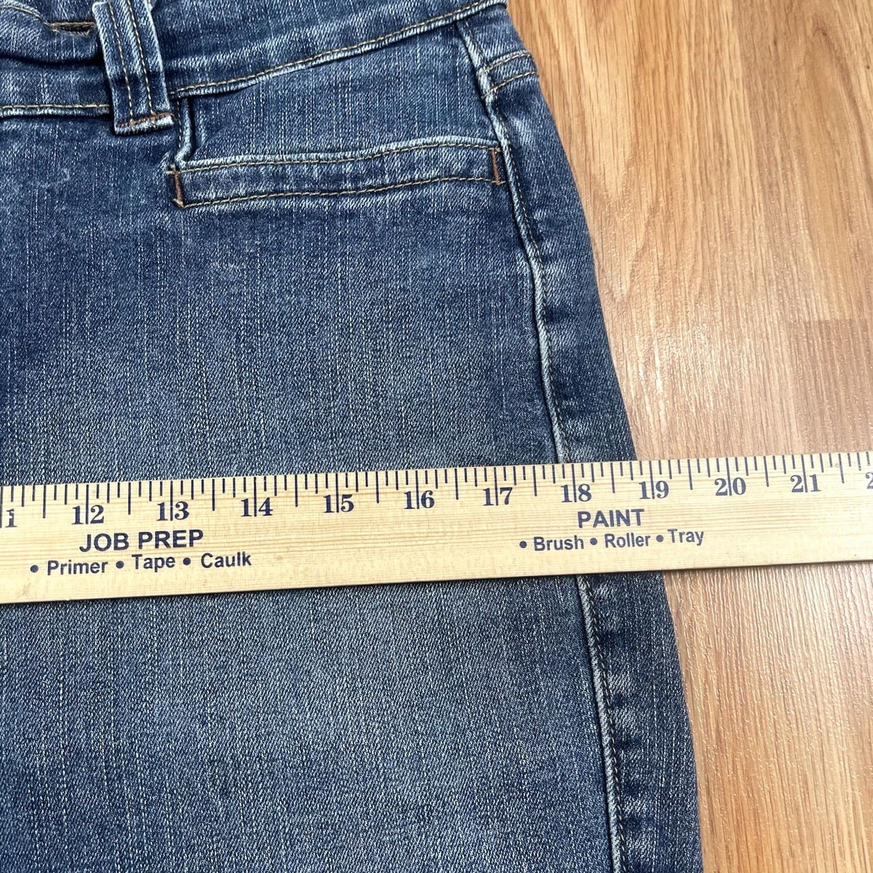 Lee Lee Jeans Womens 12 Medium Bootcut Just Below The Waist Blue Wash Denim - Vintage Condition - High Rise Size 34" / US 12 / IT 48 - 6 Thumbnail
