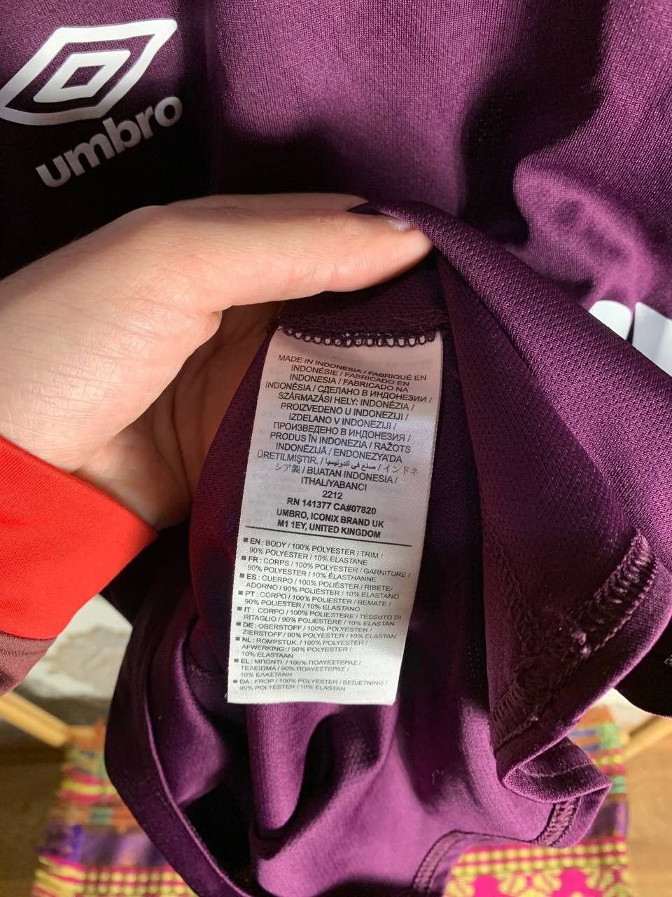 Umbro Vintage Umbro FC West Ham United England Soccer Jersey Y2K Size US S / EU 44-46 / 1 - 5 Thumbnail