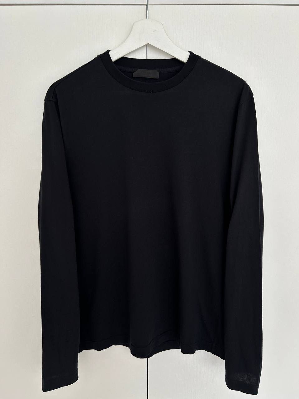 Prada Prada Long Sleeve Crewneck Navy Plague Logo Jumper Size 48 Size US M / EU 48-50 / 2 - 1 Thumbnail