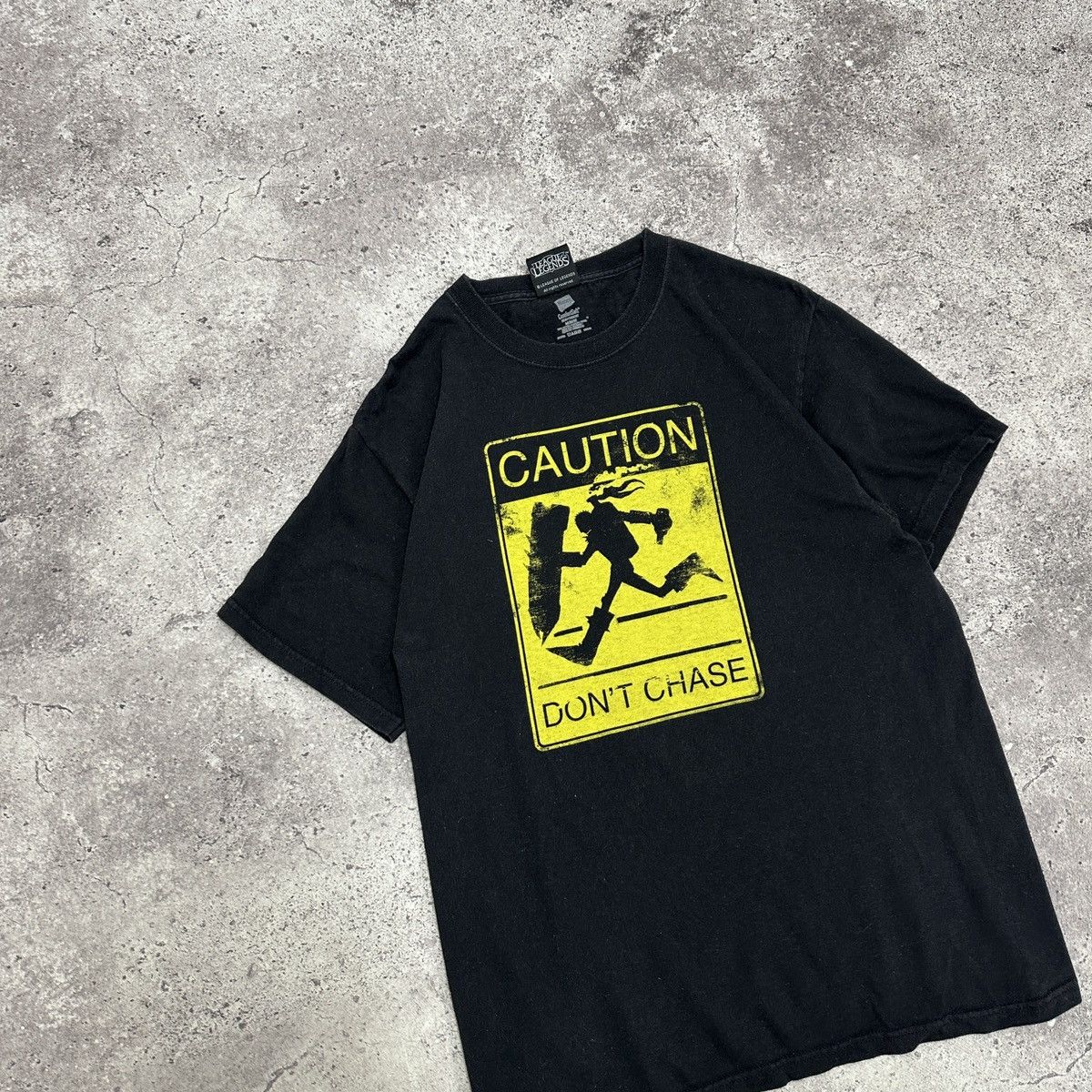 The Game Vintage 00s Singed chase League of Legends Moba Game tee Size US M / EU 48-50 / 2 - 3 Thumbnail