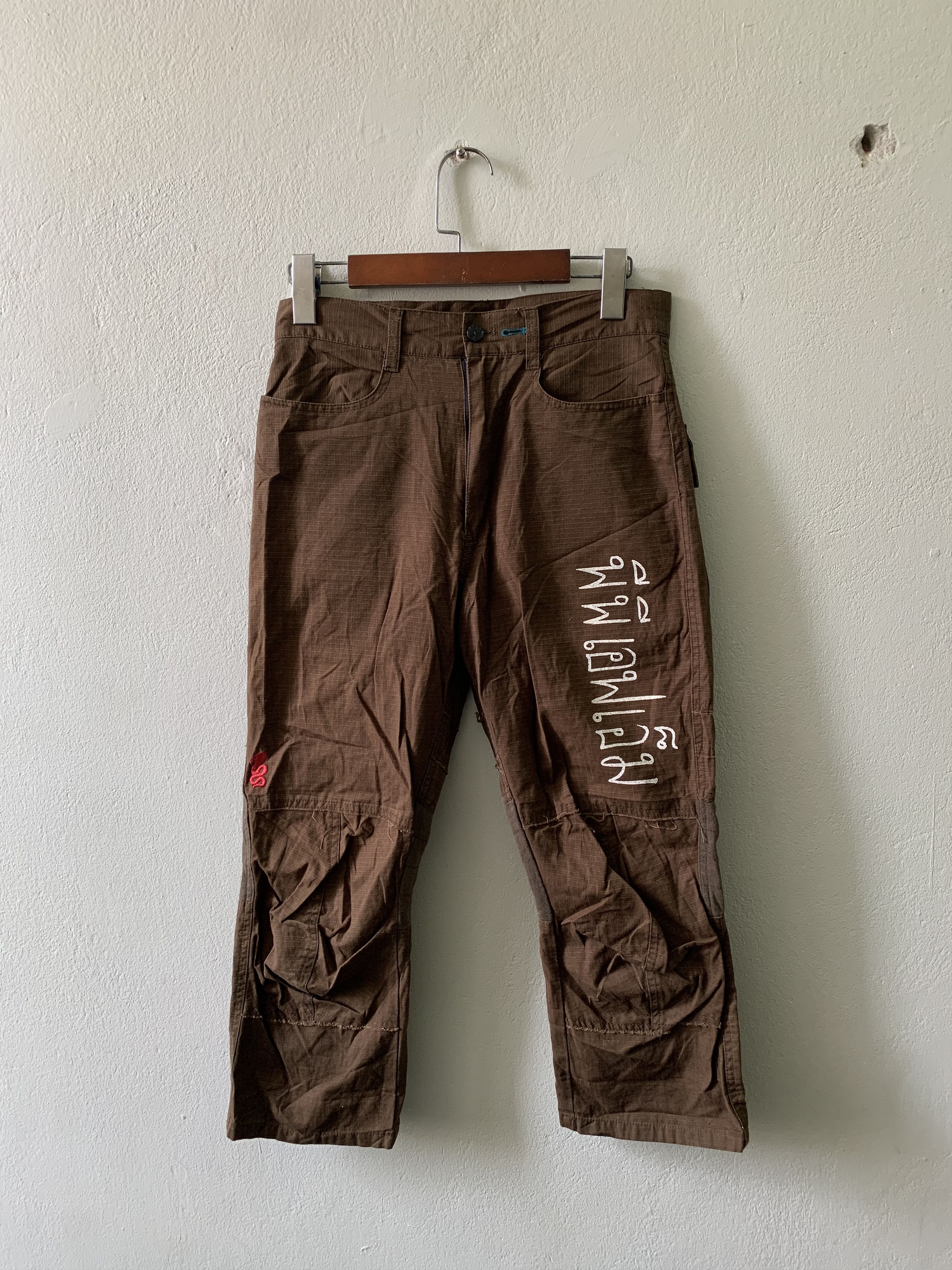 PPFM PPFM THAILAND FONT. Size US 28 / EU 44 - 1 Thumbnail