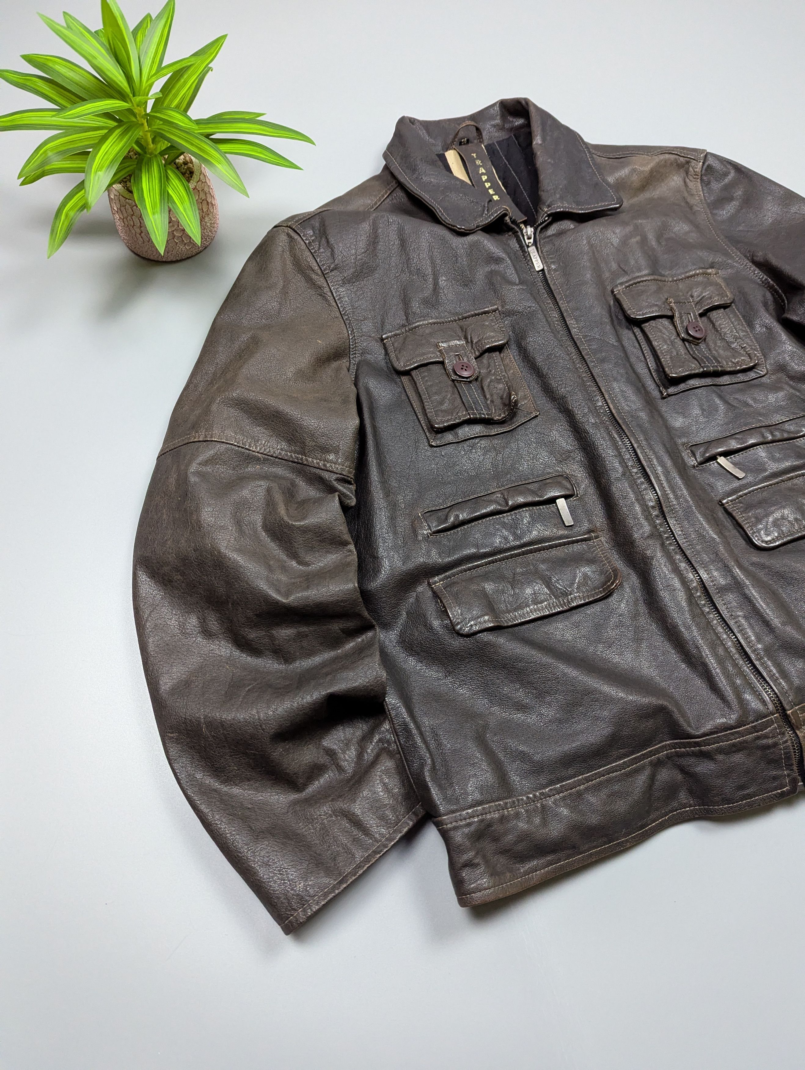 Vintage TRAPPER Mens Brown Multi-Pocket Leather Vintage Biker Jacket Size US XL / EU 56 / 4 - 6 Thumbnail