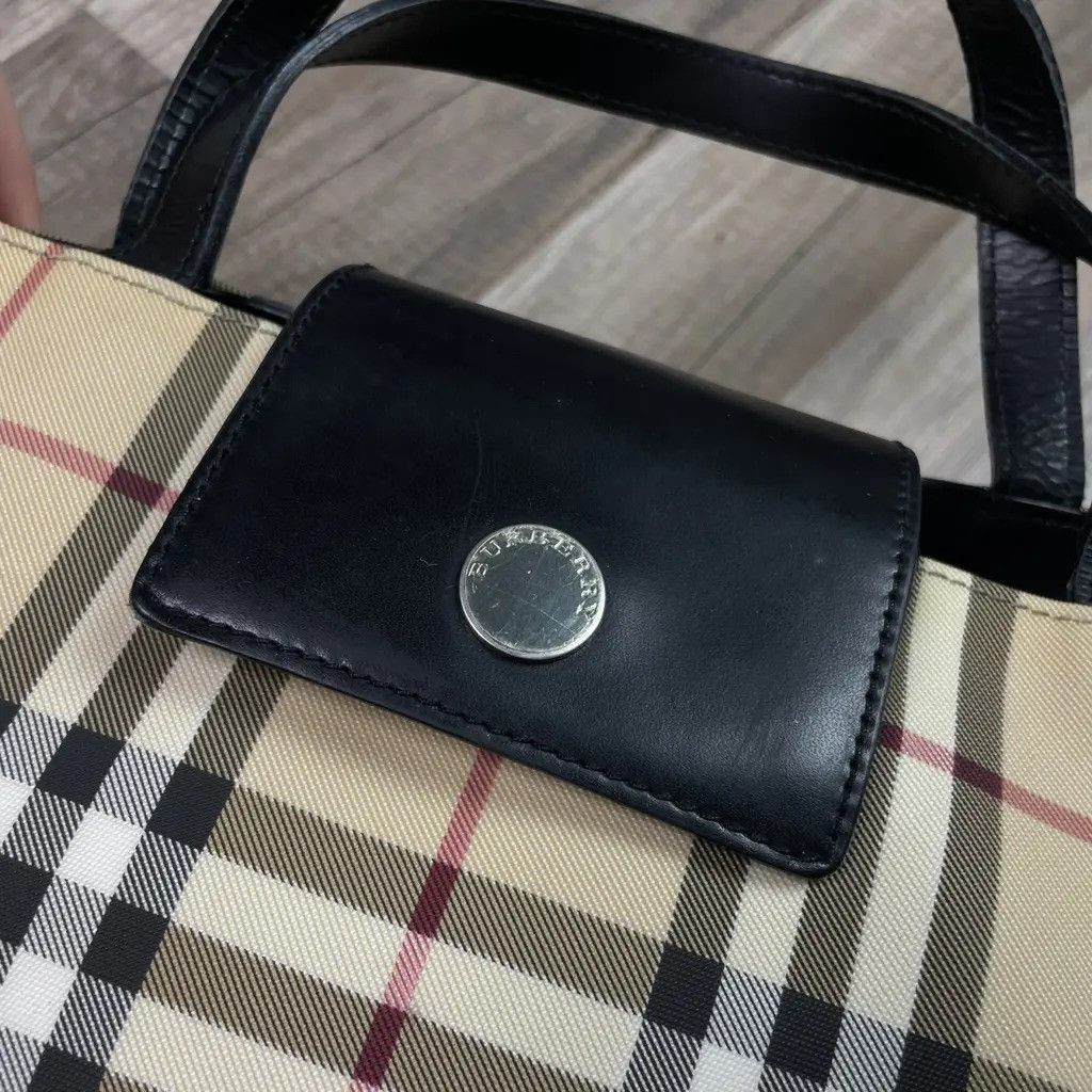 Burberry Burberry Full pattern Handbag Measurements: 45x23x10cm Size ONE SIZE - 2 Thumbnail