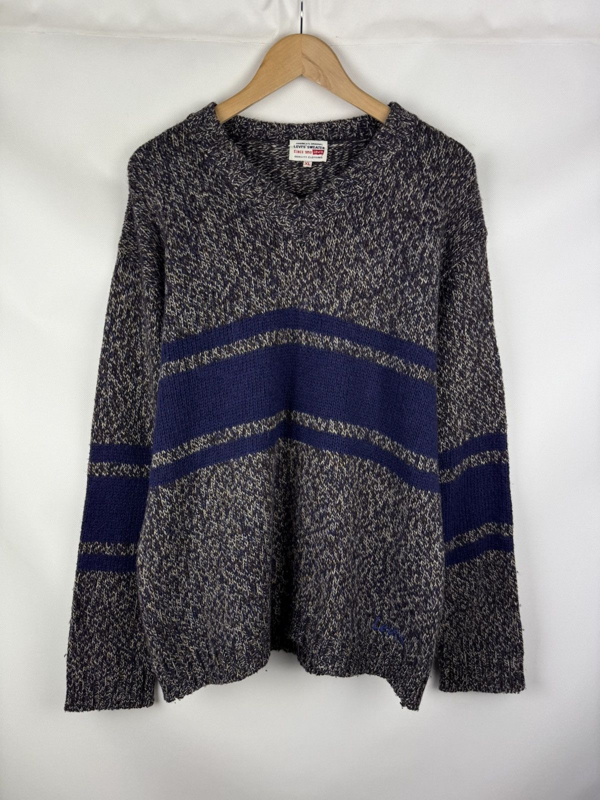 Levi's Levis Vintage Men’s Wool V-neck Sweater Pullover Size Xl Size US XL / EU 56 / 4 - 1 Thumbnail