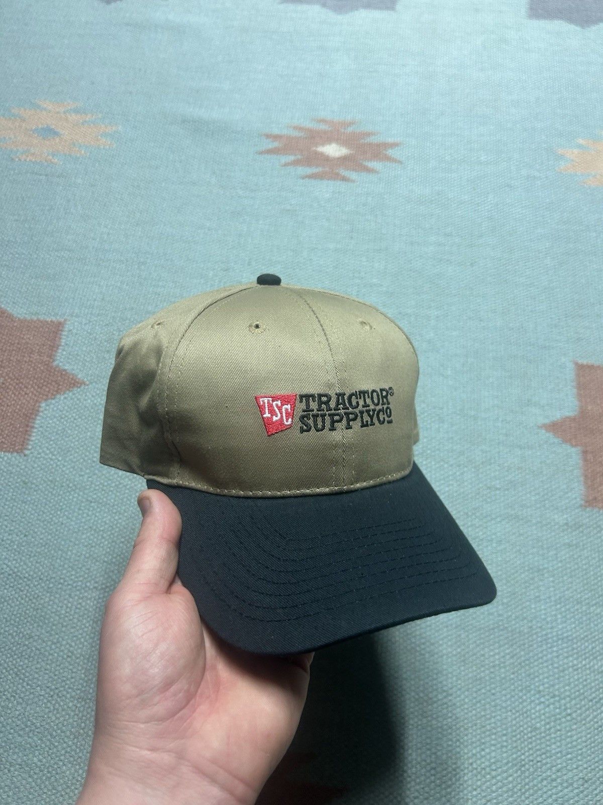 Vintage Tractor supply co snapback hat embroidered logo farm black Size ONE SIZE - 1 Thumbnail