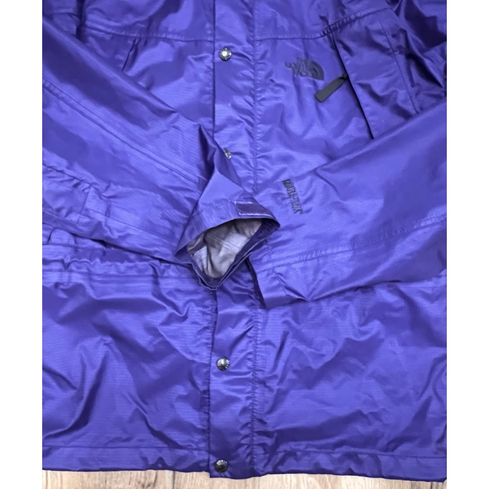 The North Face VINTAGE The North Face Gore-Tex Mountain Shell Jacket Mens S Purple Windproof Waterproof 90s Outdoor Parka Size US S / EU 44-46 / 1 - 6 Thumbnail