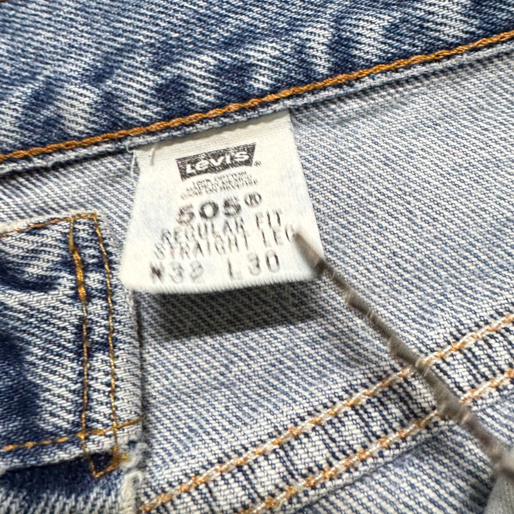 Vintage VINTAGE Levis 505 Denim Jeans Mens 36 Straight 90s Light Washed Made In USA Size US 36 / EU 52 - 3 Thumbnail