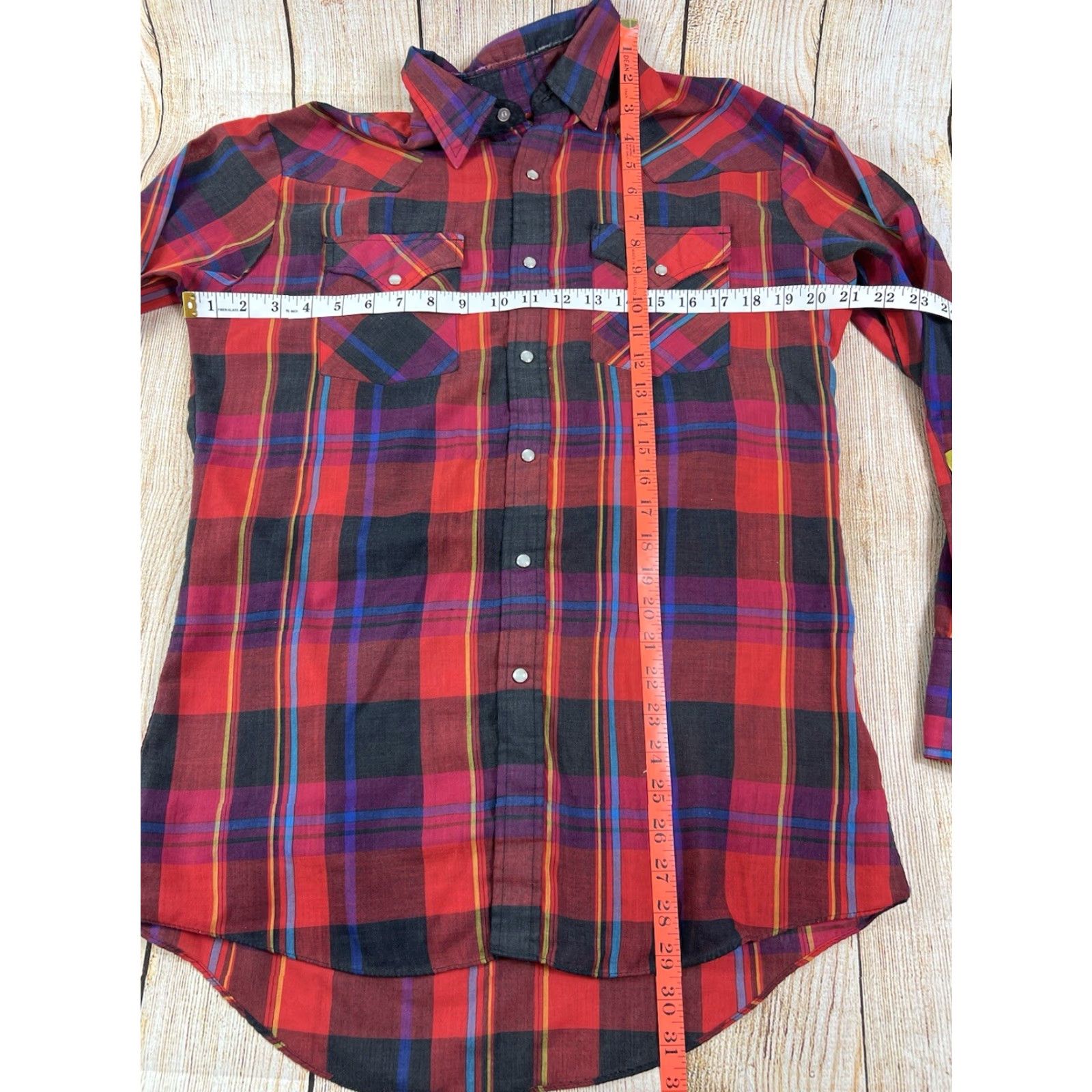 Vintage VINTAGE Ely Cattleman Men Plaid Western Shirt Long Sleeve M Red Pearl Snap Button-Up Shirt Mens Size US M / EU 48-50 / 2 - 4 Thumbnail