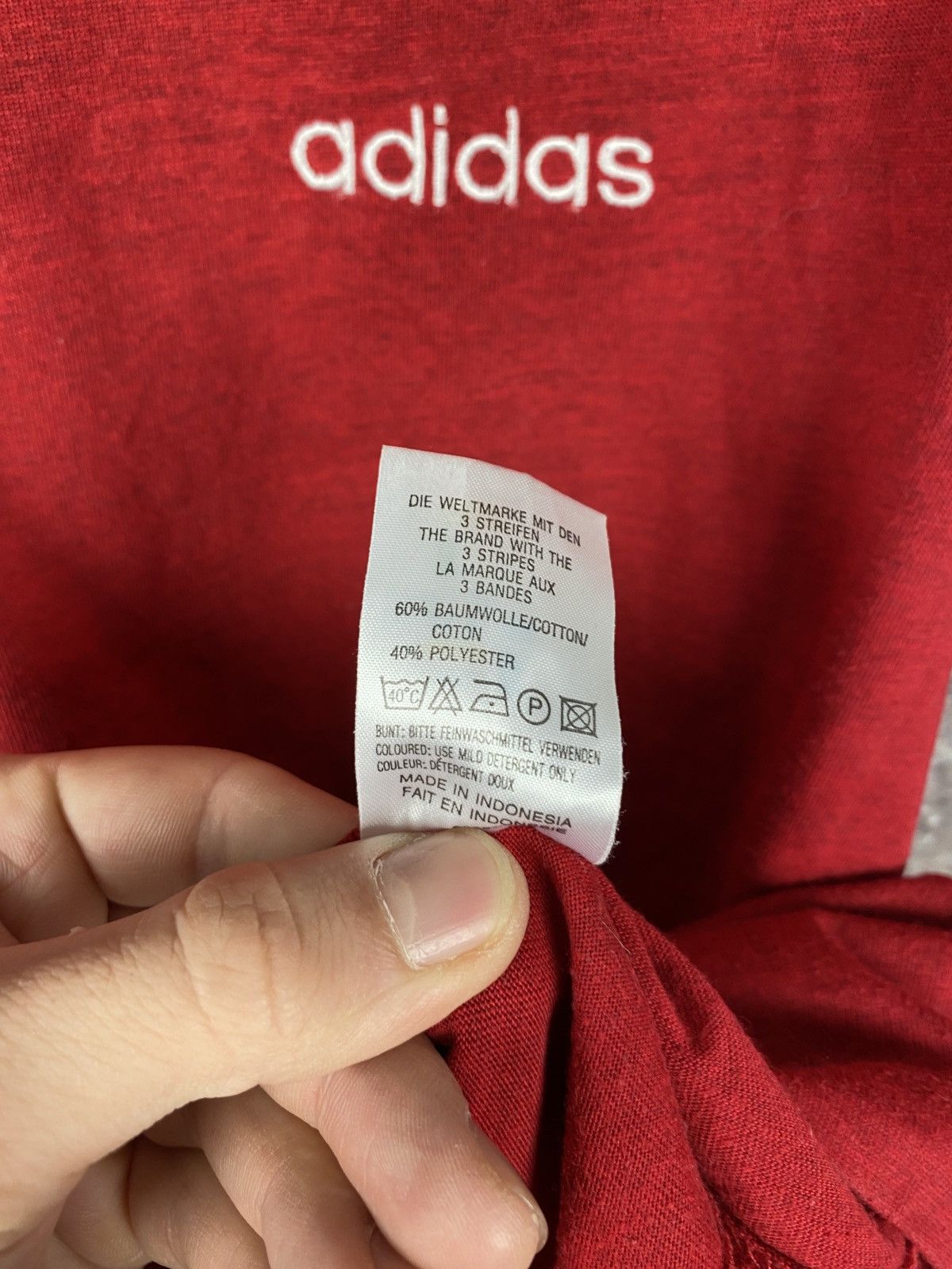 Other Men’s Adidas T-Shirt Streetwear Vintage Size Small Size US S / EU 44-46 / 1 - 7 Thumbnail