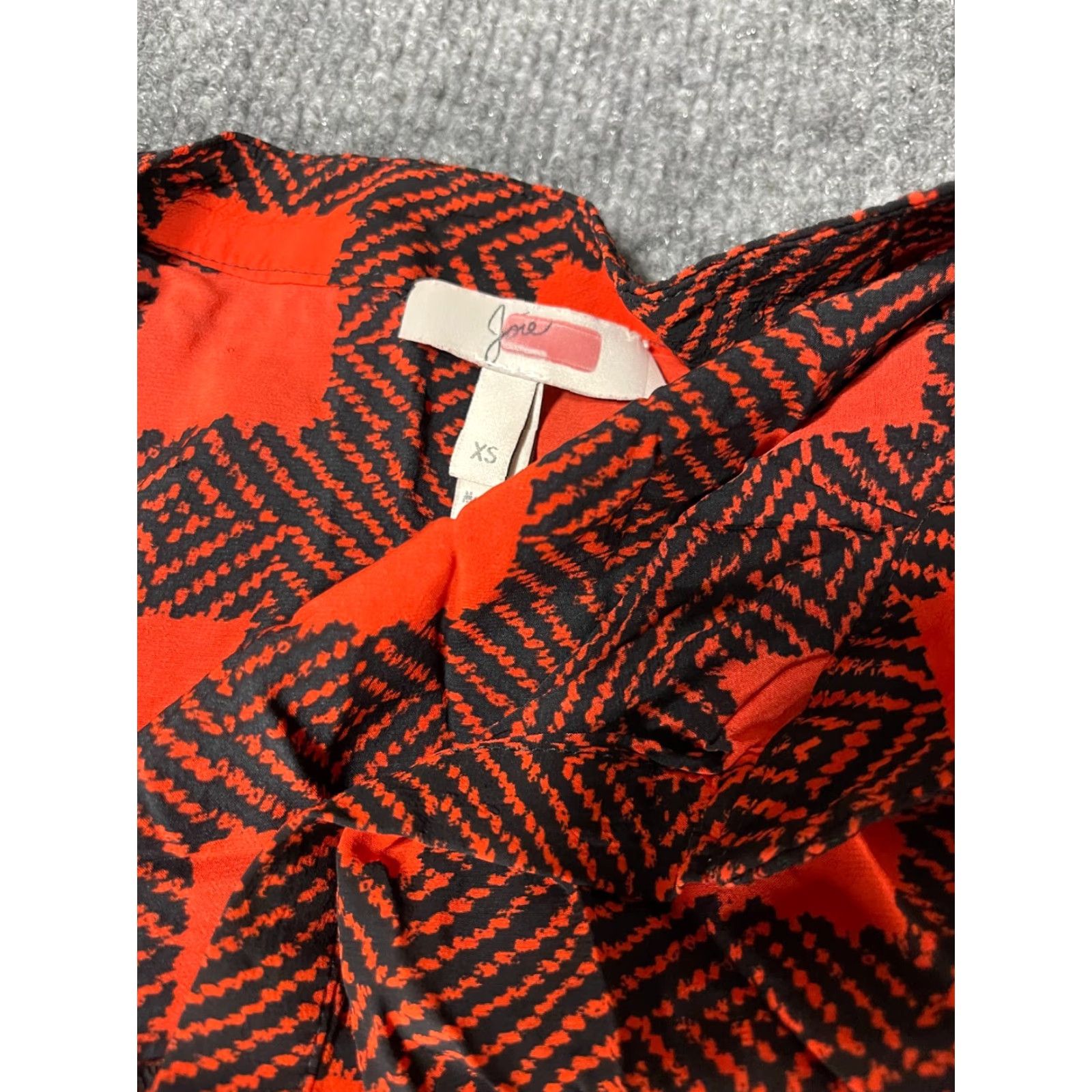 Joie Joie Blouse Womens XS Red Long Sleeve Top Size XS / US 0-2 / IT 36-38 - 4 Thumbnail