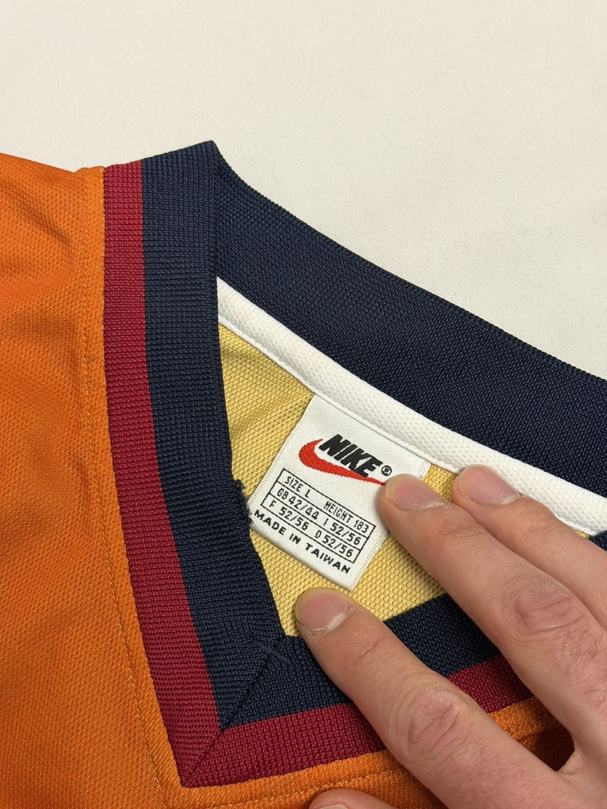 Nike 1998-2000 FC Barcelona Third 3th Shirt Nike Size US L / EU 52-54 / 3 - 4 Thumbnail