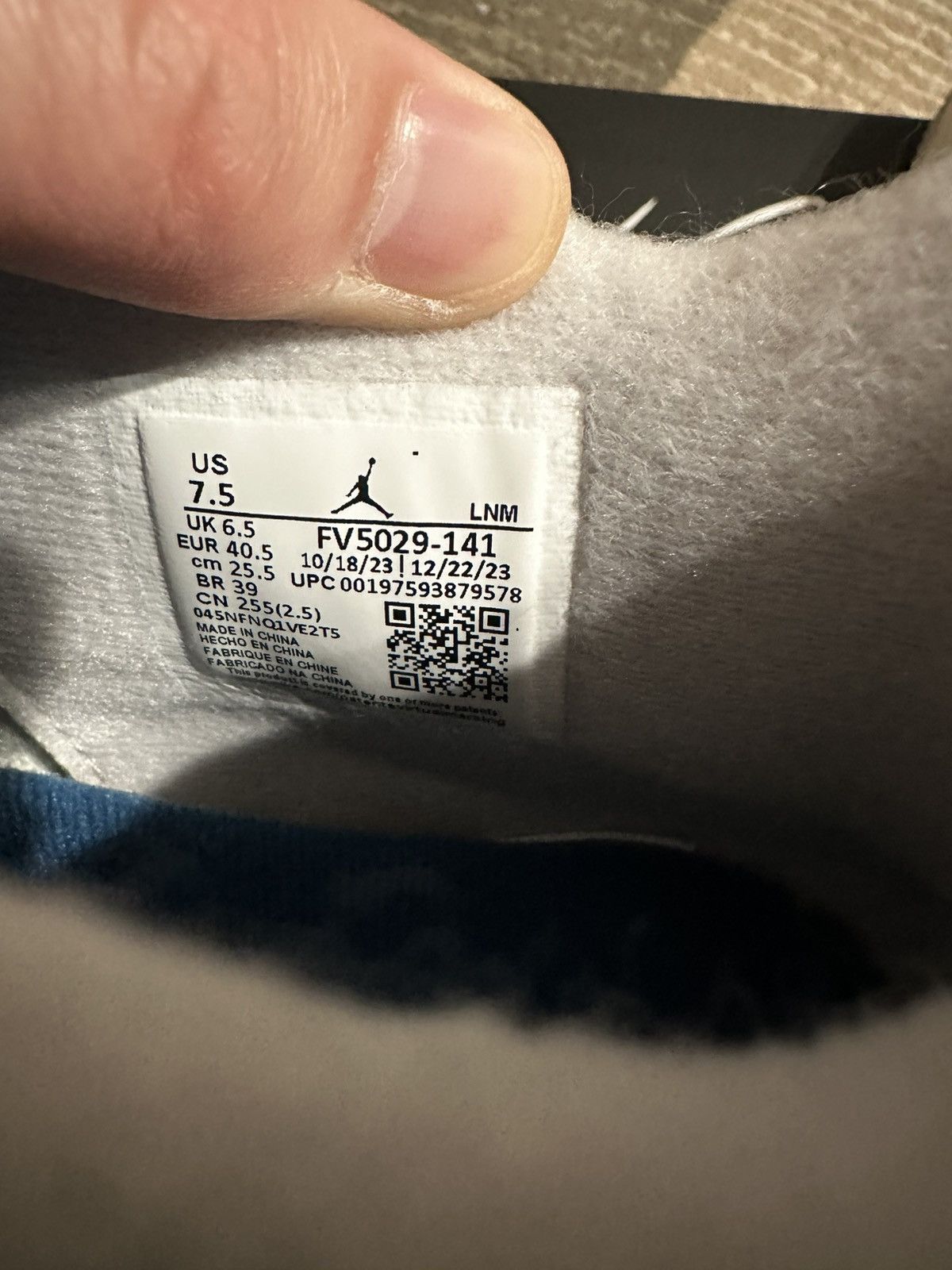 Jordan Brand AJ Retro 4 Military Blue Size US 7.5 / EU 40-41 - 9 Thumbnail