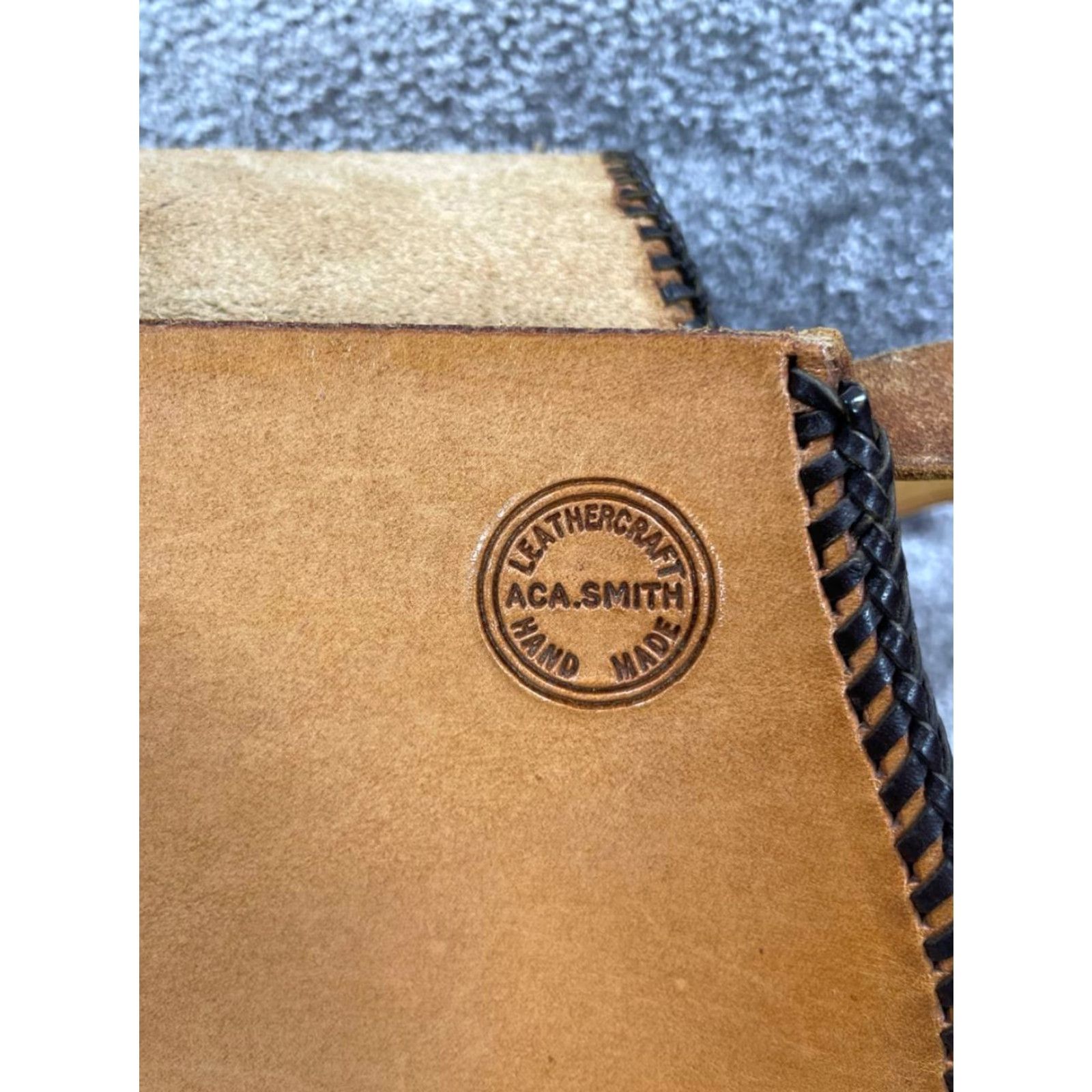 Vintage VINTAGE Leather Bag Womens Brown Crossbody Bag Turn Lock Shoulder Strap Tooled Brown 9.5 in x 8.5 in Medium Casual Outdoor Leather Size ONE SIZE - 7 Thumbnail