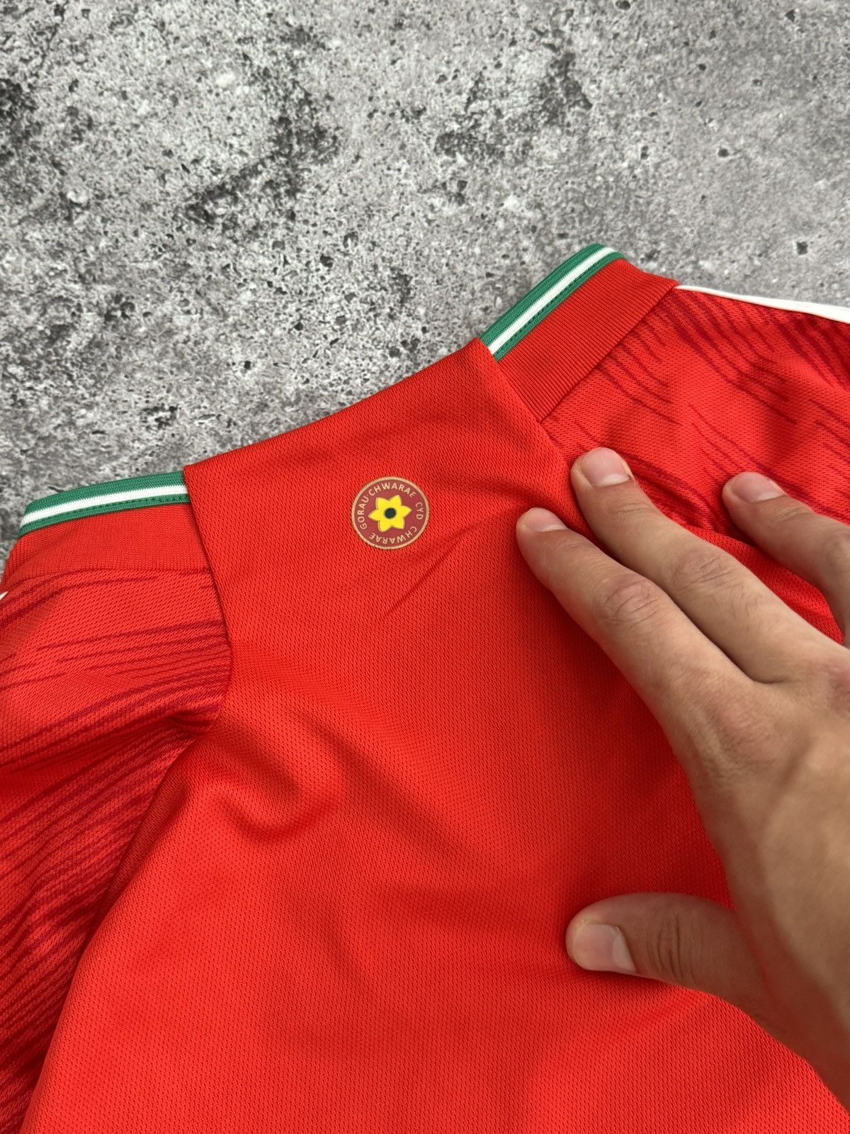 Adidas Adidas Wales Home Jersey FIFA 2022 Size US XL / EU 56 / 4 - 14 Thumbnail