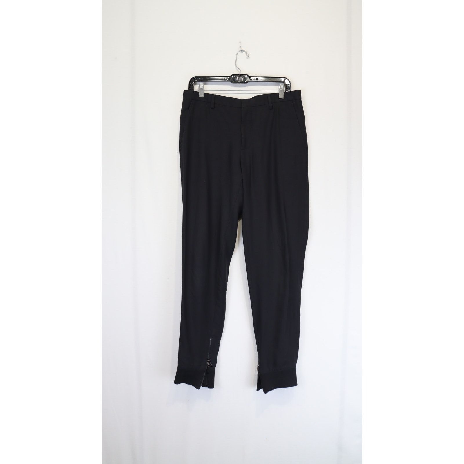 Lanvin o1rshd1 Pants in Black Size US 32 / EU 48 - 1 Thumbnail