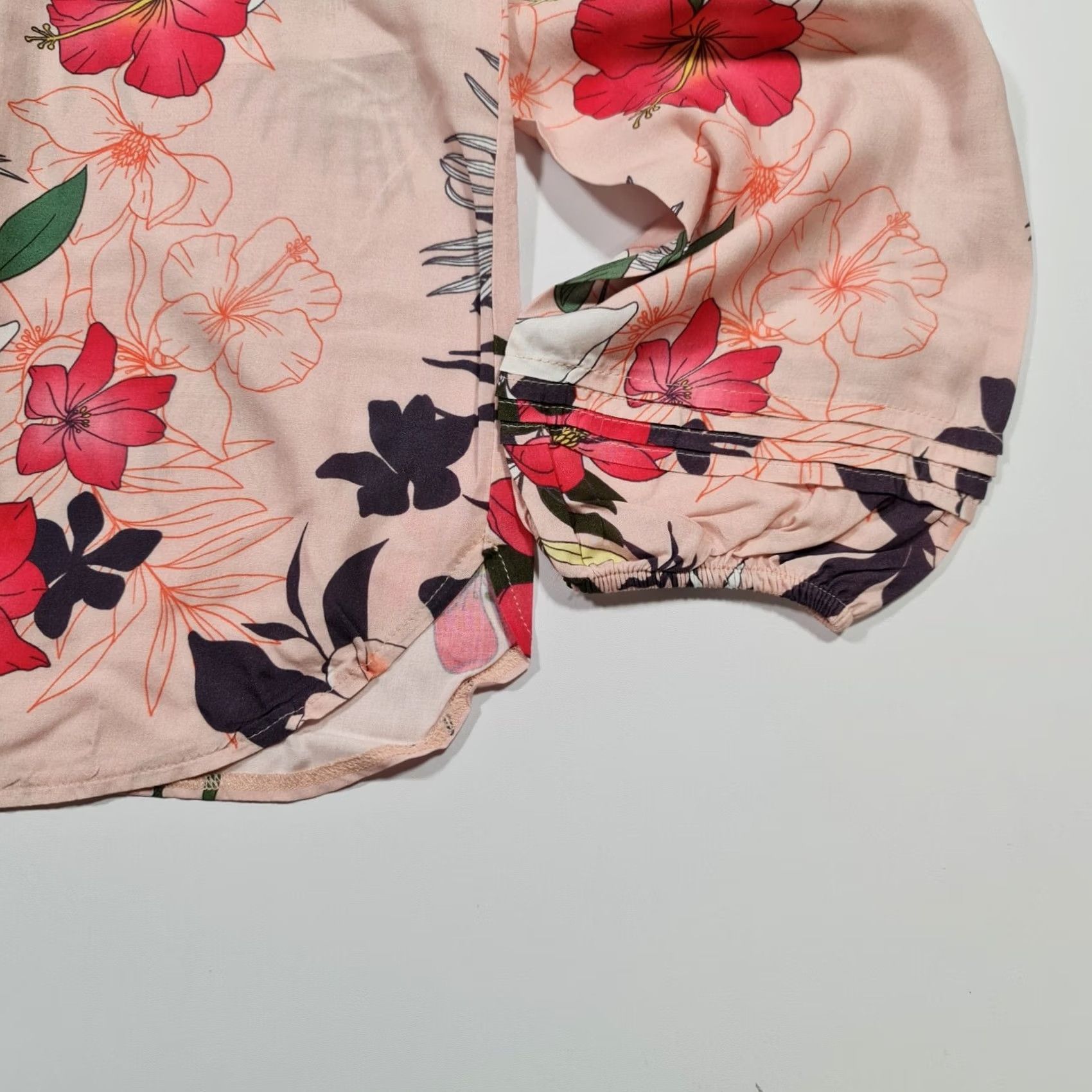 CO Betty & Co Blouse Pink Long Sleeve Henley Logo 100% Viscose Lightweight 10 UK Womens Shirt Regular Floral Size L / US 10 / IT 46 - 5 Thumbnail