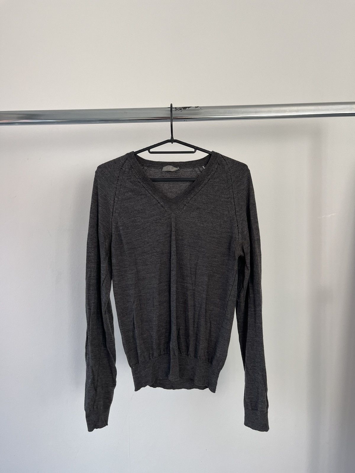 Dior Dior Homme Hedi Slimane Grey Distressed Wool V Neck Sweater Size US S / EU 44-46 / 1 - 1 Thumbnail