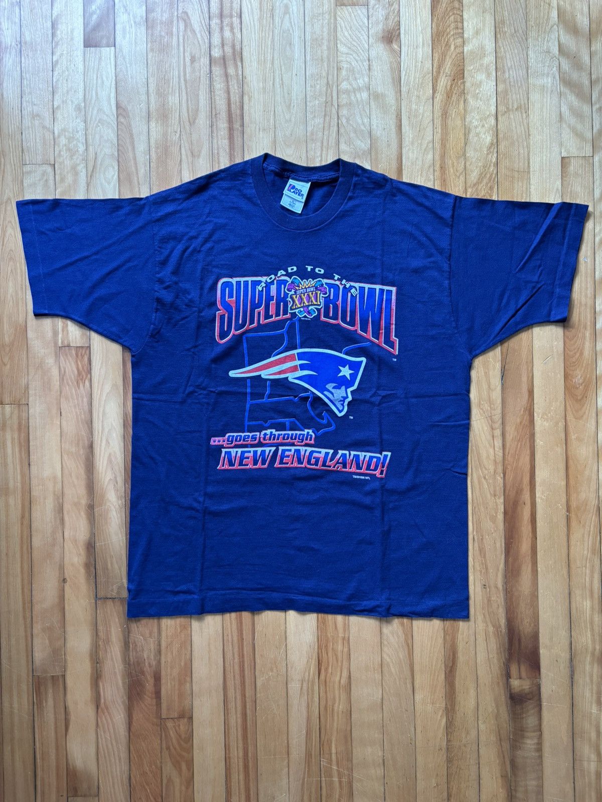 Pro Player Vintage Patriots Super Bowl Graphic Tee Size US XL / EU 56 / 4 - 1 Thumbnail