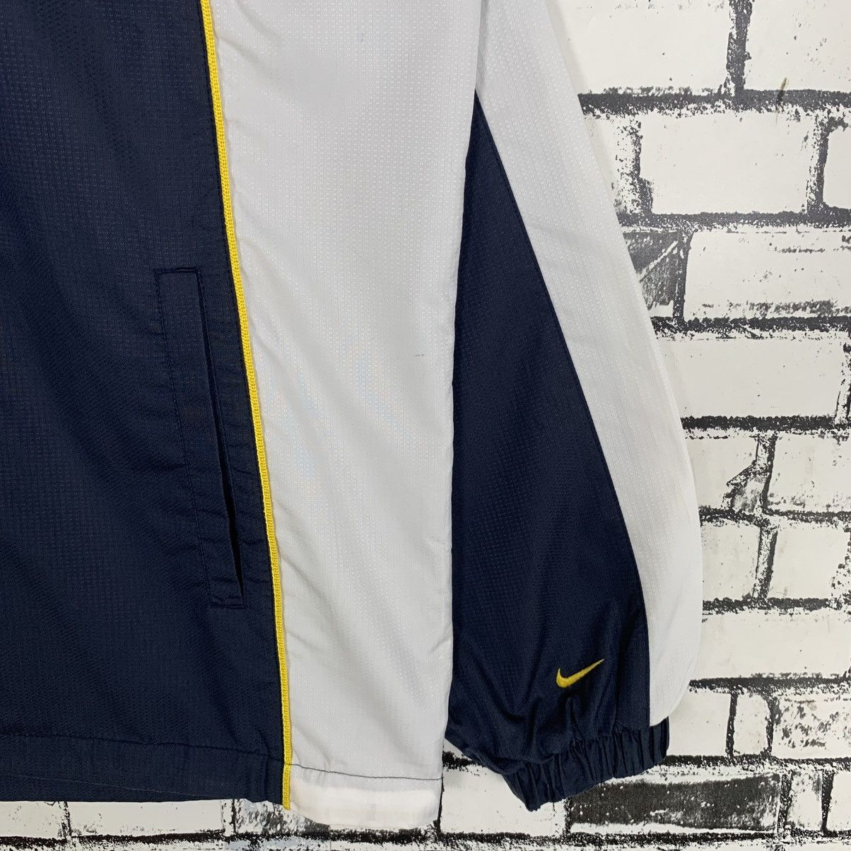 Nike × Vintage Sportwear Nike Swoosh Small Logo Embroidered Windbreaker Size US L / EU 52-54 / 3 - 11 Thumbnail