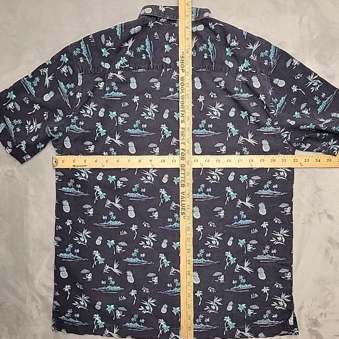 Cubavera Cubavera Shirt Mens Large Blue Hawaiian Pineapple Tropical Guayabera Rayon Button-Up Short Sleeve Collared Casual N/A Mens Size US L / EU 52-54 / 3 - 8 Thumbnail