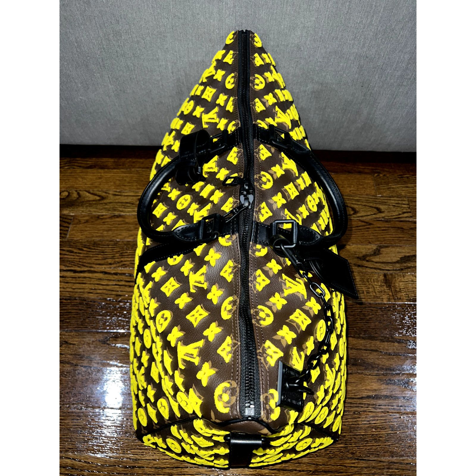 Louis Vuitton Louis Vuitton Keepall Triangle Bandouliere Duffle Travel Bag Size ONE SIZE - 10 Thumbnail