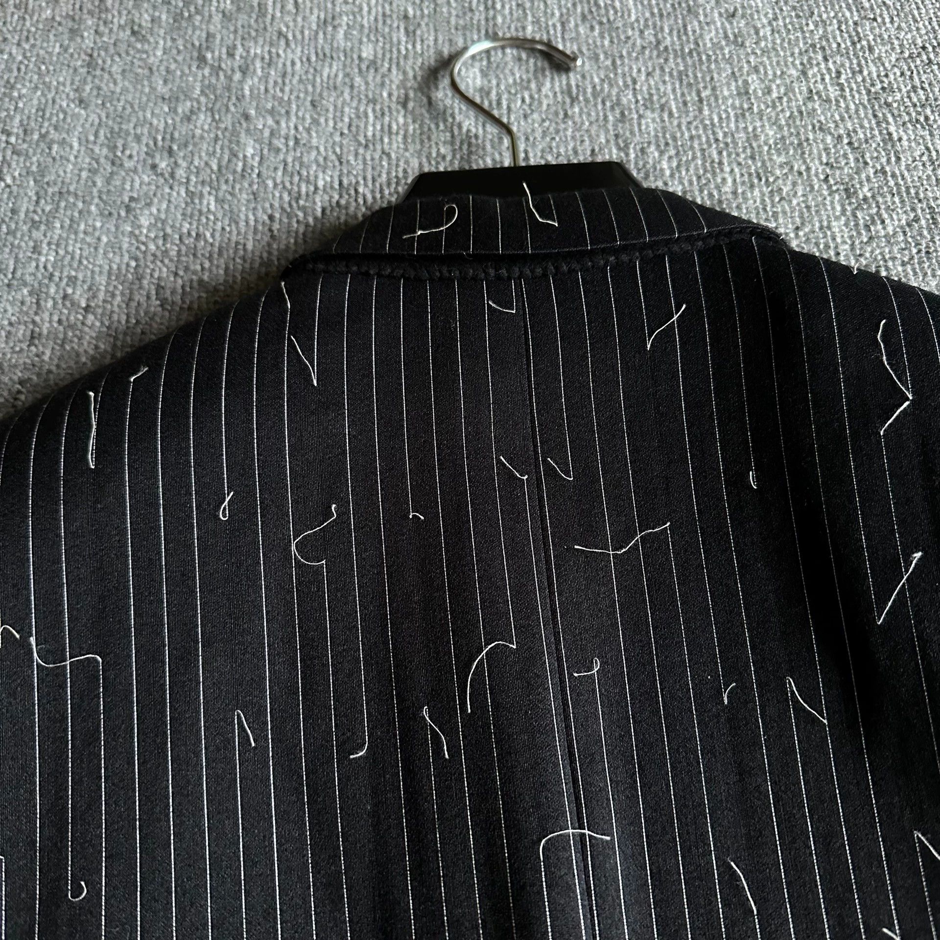 Dior dior homme black striped wool suit Size US M / EU 48-50 / 2 - 5 Thumbnail