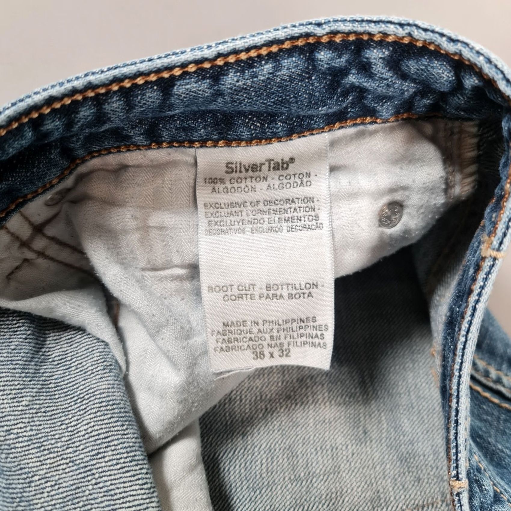 Levi's VINTAGE Levi's Silvertab Bootcut Jeans Blue Denim W36 L32 Men Regular 5-Pocket Zip Fly Distressed 100% Cotton Jeans Mens Back to Y2K Size US 36 / EU 52 - 6 Thumbnail
