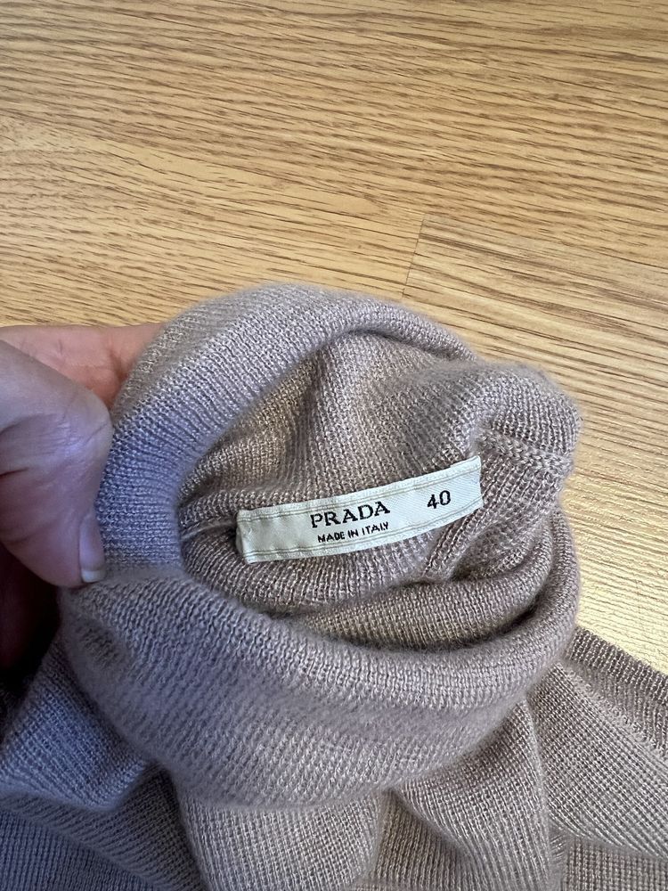 Prada Prada Cashmere Turtle Neck sleeveless jumper Size S / US 4 / IT 40 - 2 Thumbnail