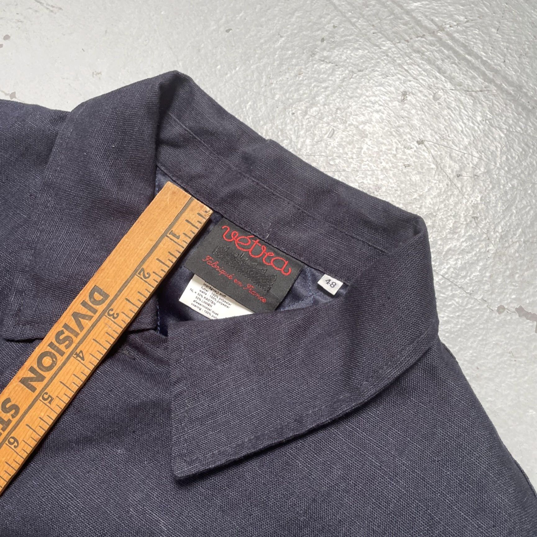 Vetra Vetra Cotton Linen Quilted Work French Chore Coat Trench Indigo Made France 48 Linen Quilted Trench Coat Unisex Adults Navy Blue 48 France Size US M / EU 48-50 / 2 - 4 Thumbnail