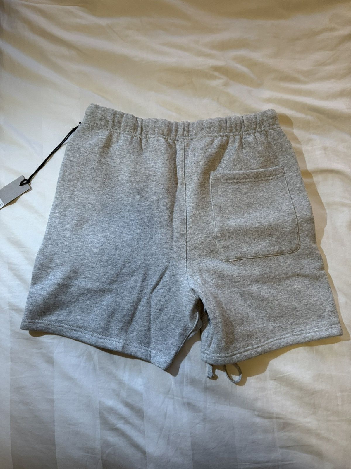 Essentials × Fear of God Sweat Shorts Reflective Size US 30 / EU 46 - 3 Thumbnail