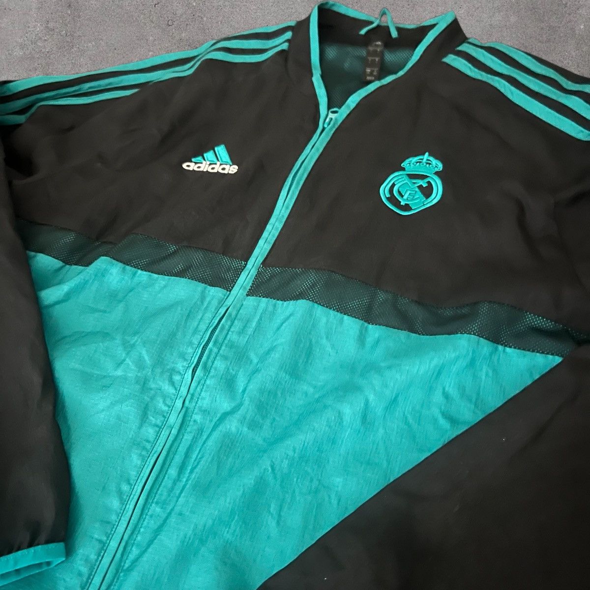 Adidas Adidas Real Madrid Vintage Track Jacket Black/Green Size US L / EU 52-54 / 3 - 3 Thumbnail
