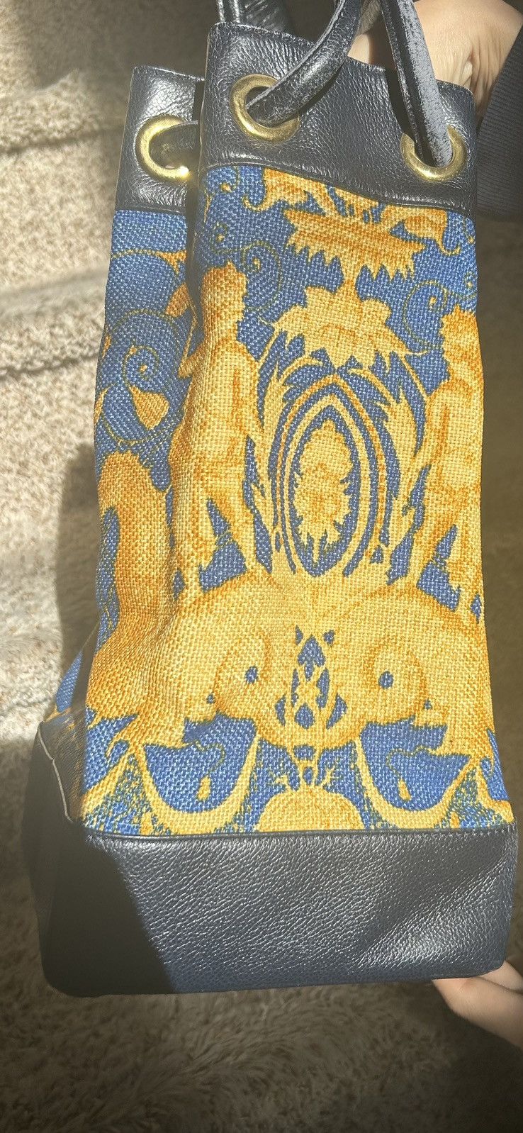Versace Versace Bucket Bag Size ONE SIZE - 2 Thumbnail