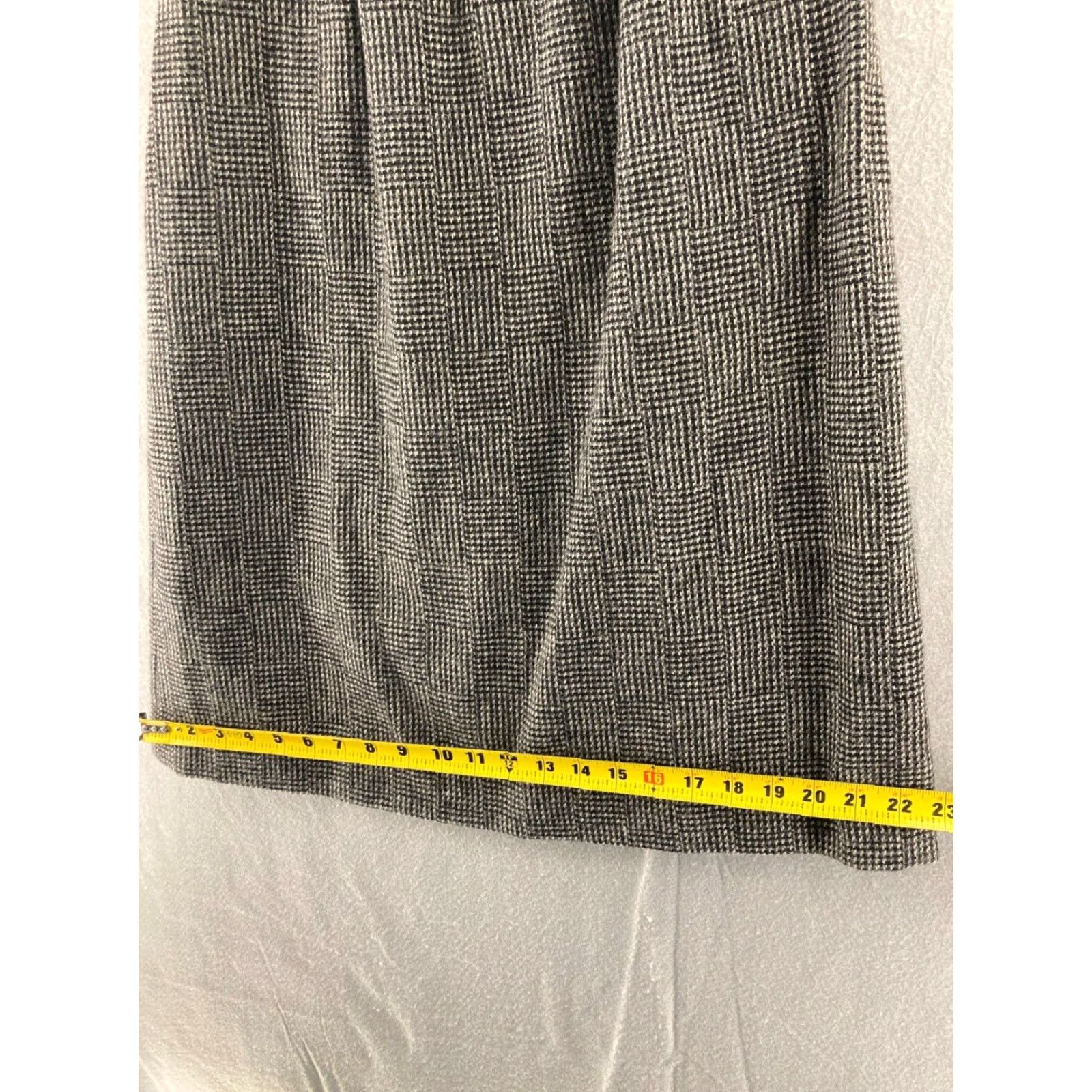 Vintage VINTAGE Barclay Skirt Womens 11-12 Gray Wool Lined USA Made Knee Length A-Line Belted Modern Size 32" / US 10 / IT 46 - 3 Thumbnail