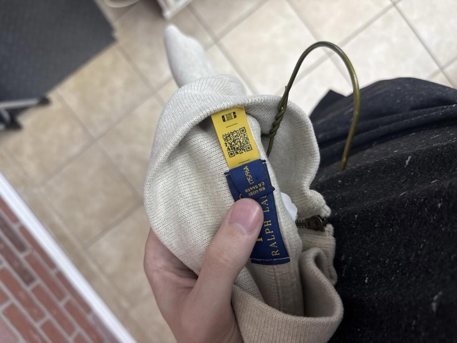 Polo Ralph Lauren Polo Ralph Lauren Sweater Yellow Crewneck Pullover Men’s (M) Size US L / EU 52-54 / 3 - 10 Thumbnail