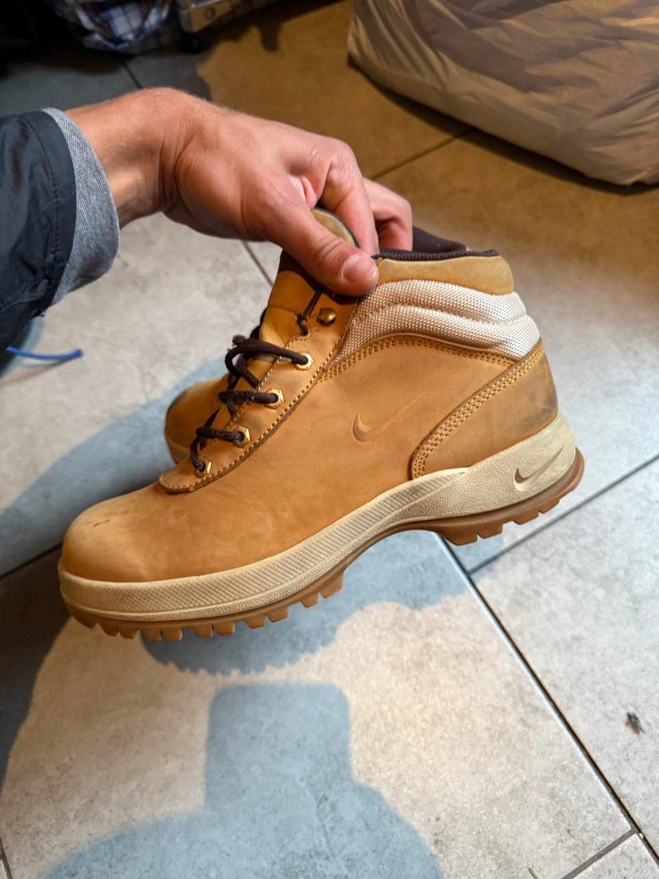 Nike ACG Nike ACG Vintage Shoes Boots 2000s Size US 8 / EU 41 - 3 Thumbnail