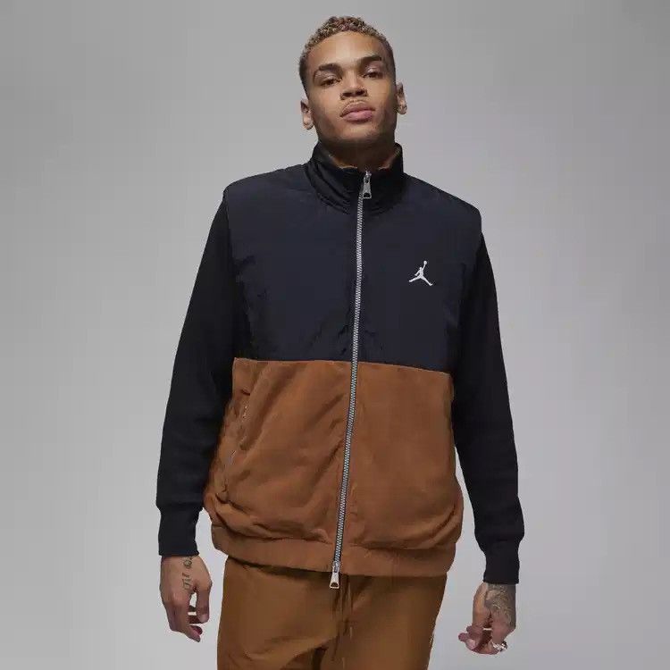 Jordan Brand Jordan Essentials Winter Fleece Vest Black Tan Size US XL / EU 56 / 4 - 1 Thumbnail