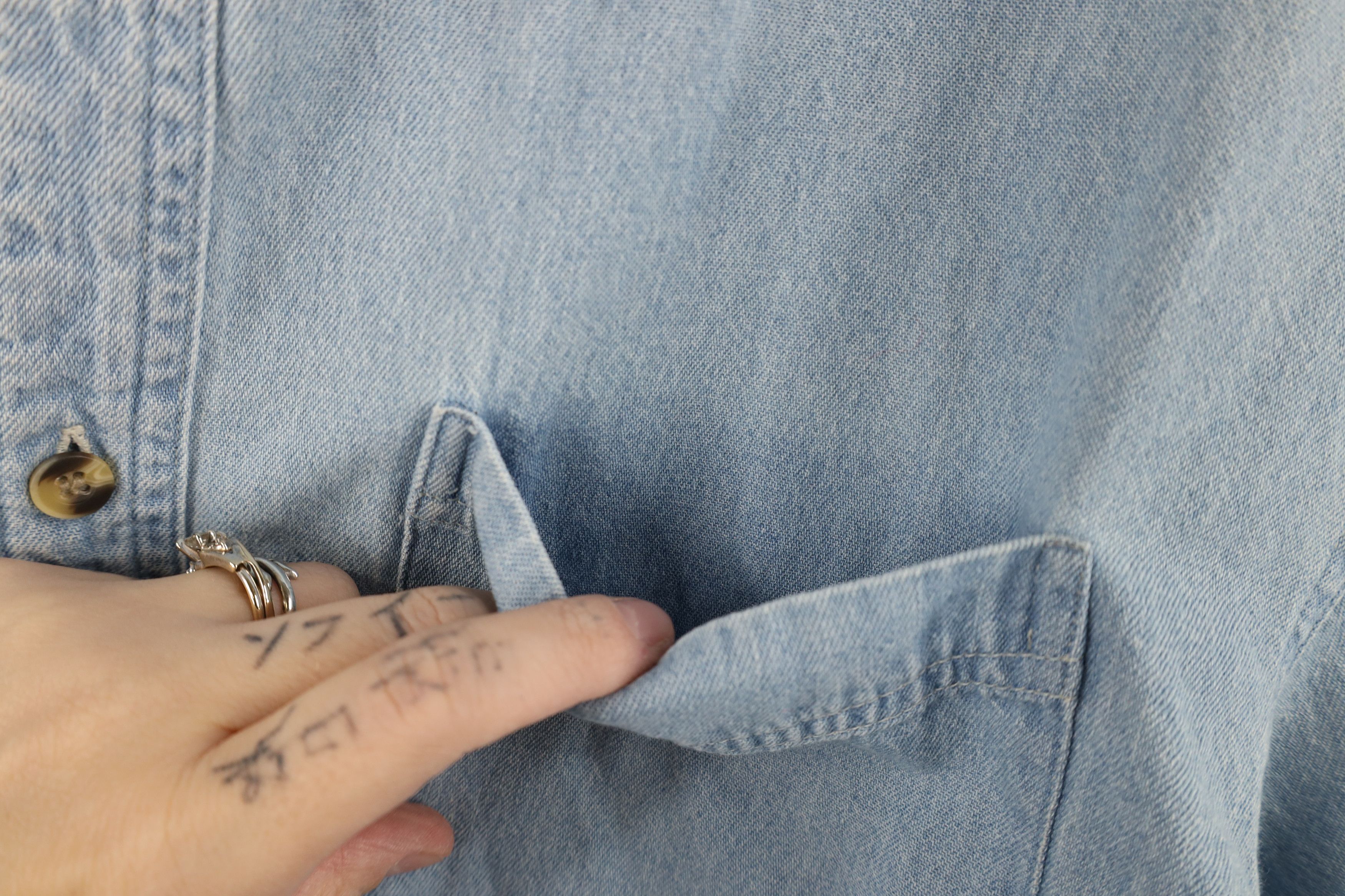 Vintage Vintage 90s Streetwear Denim Jean Button Down Shirt Blue Size US M / EU 48-50 / 2 - 4 Thumbnail
