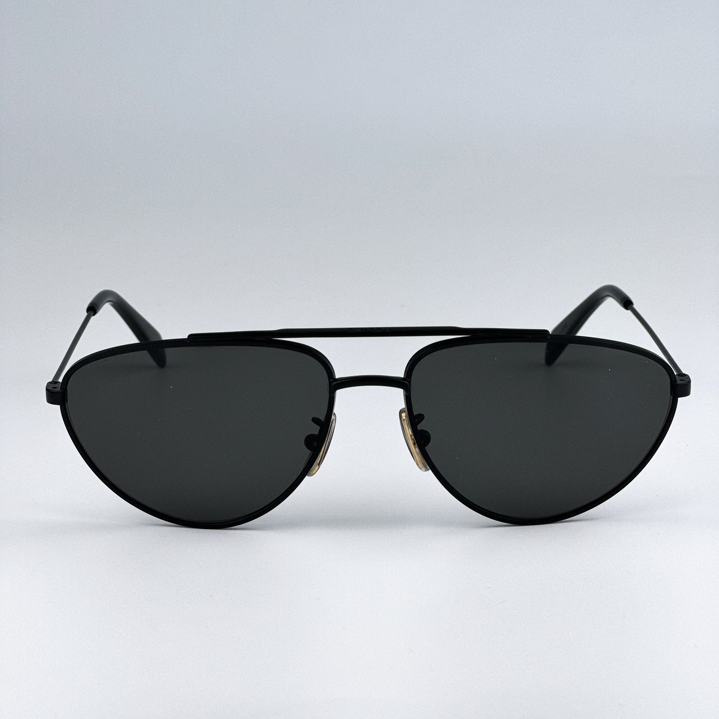 Celine NEW Celine CL40077U 02A Pilot Unisex Sunglasses CL 40077U Size ONE SIZE - 4 Thumbnail