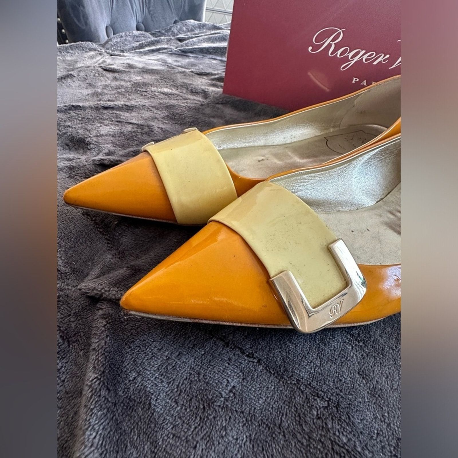Roger Vivier Roger Vivier patent leather ballerina flat. Size US 9.5 / IT 39.5 - 3 Thumbnail