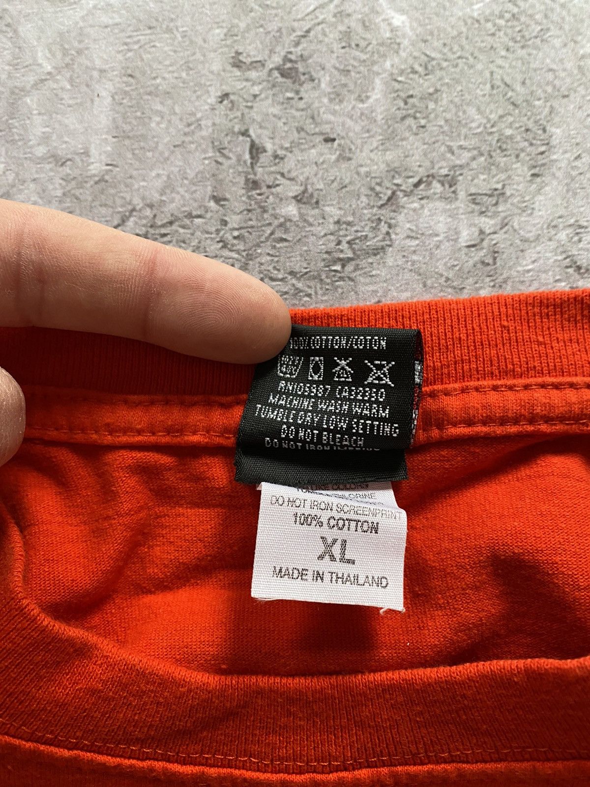 Quicksilver × Quiksilver × Vintage Rare 90s Quiksilver Big Logo Surf Style Y2K Orange T shirt Size US XL / EU 56 / 4 - 9 Thumbnail